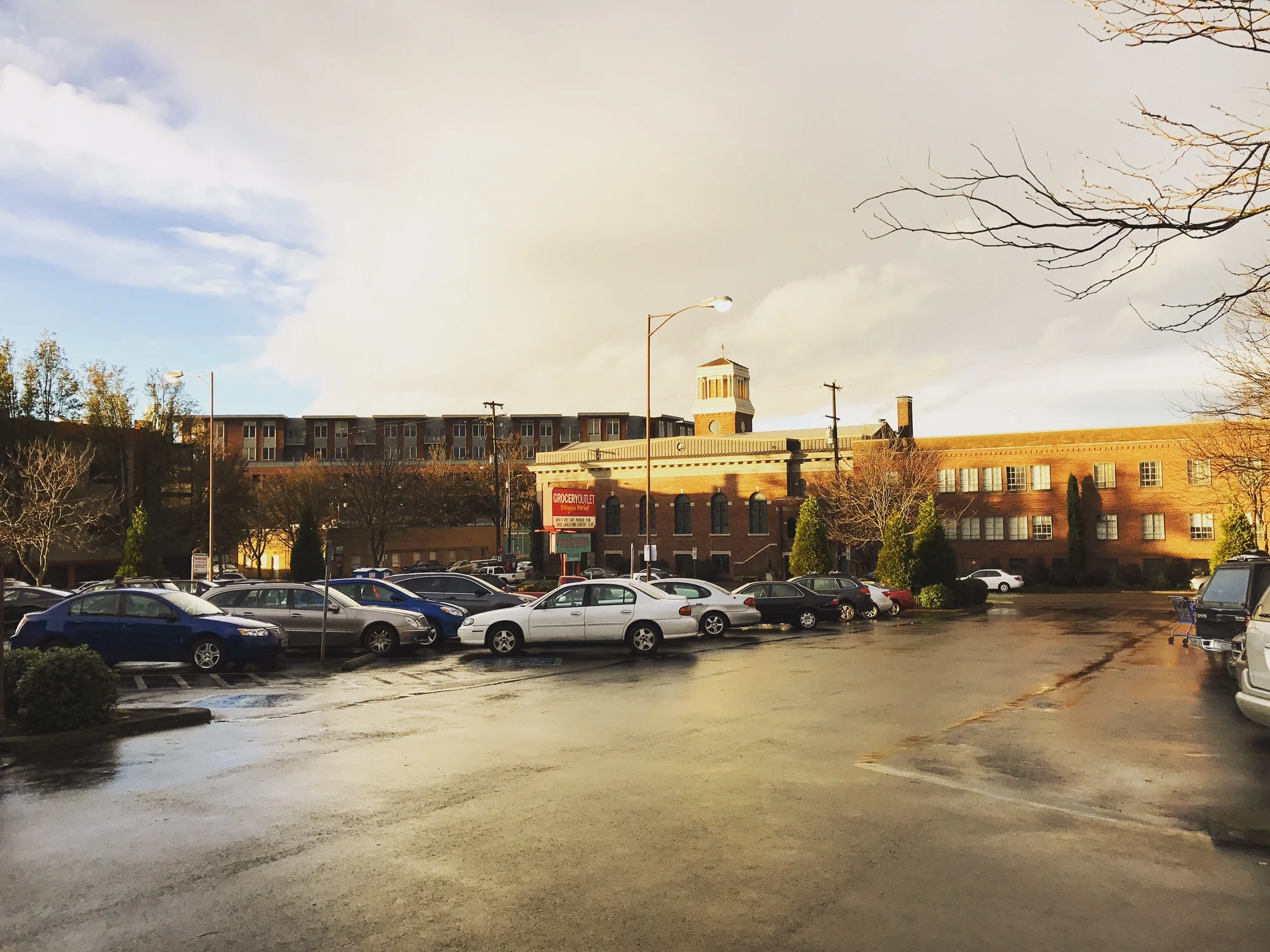 IN PORTLAND WITH A LITTLE JETLAG