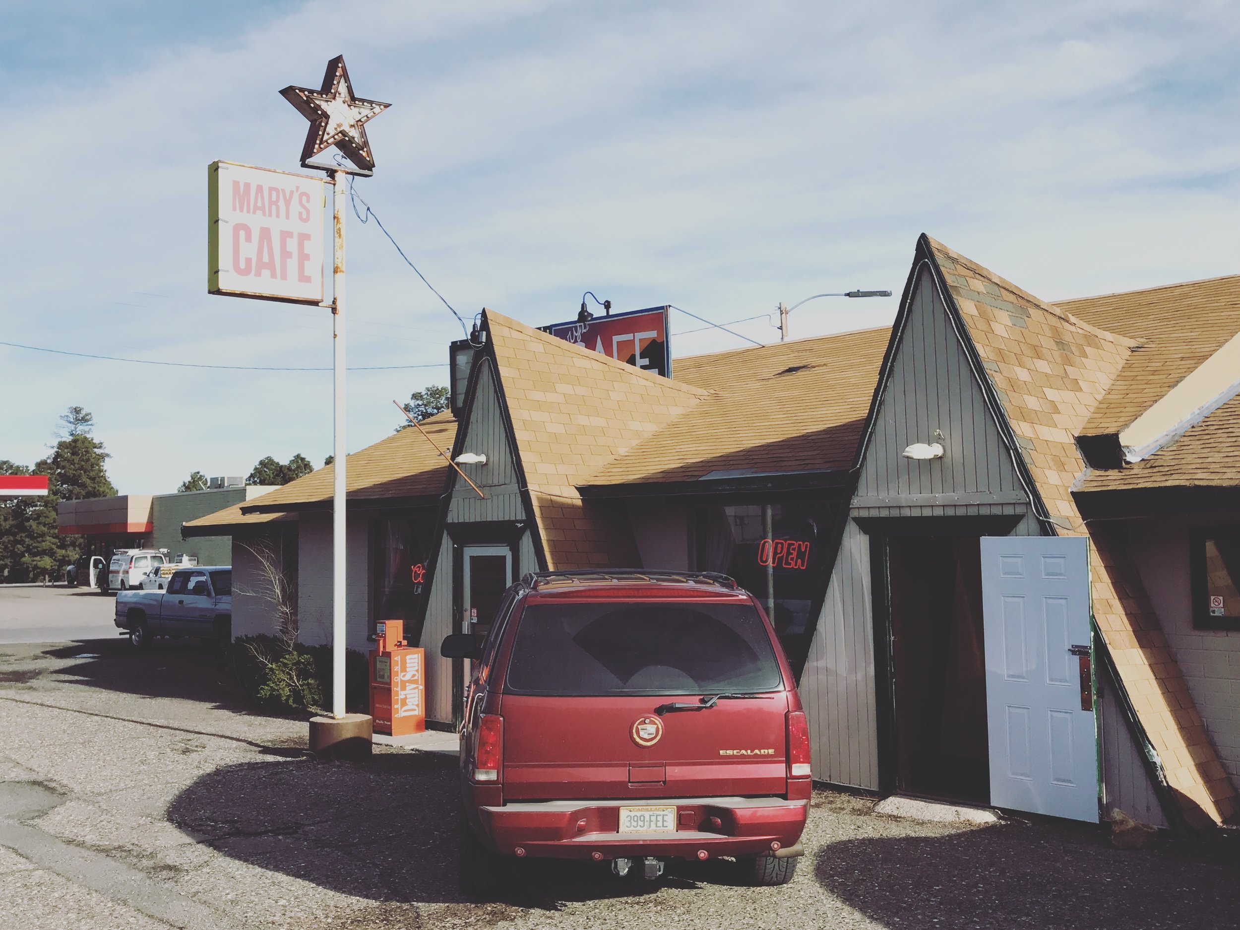 12/20 AT THE IDEAL DINER @FLAGSTAFF