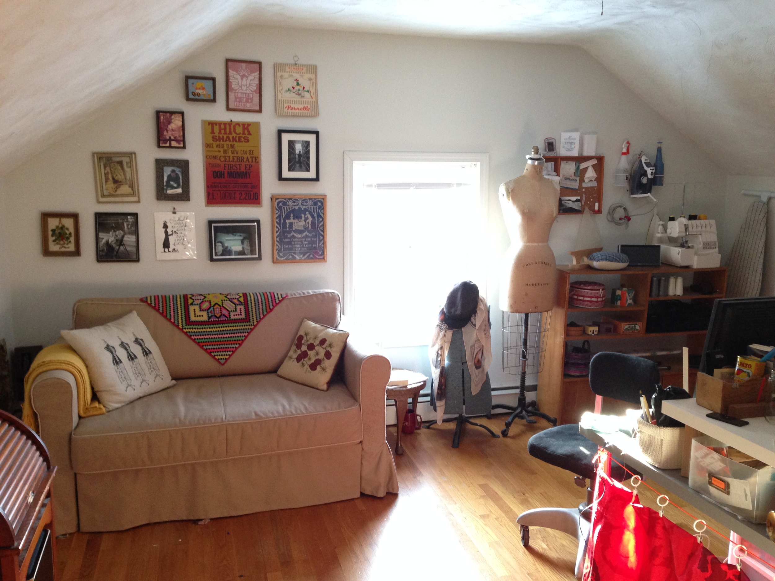 My old studio room, looking tidy and pretty for buyers...usually the most chaotic room in the house!