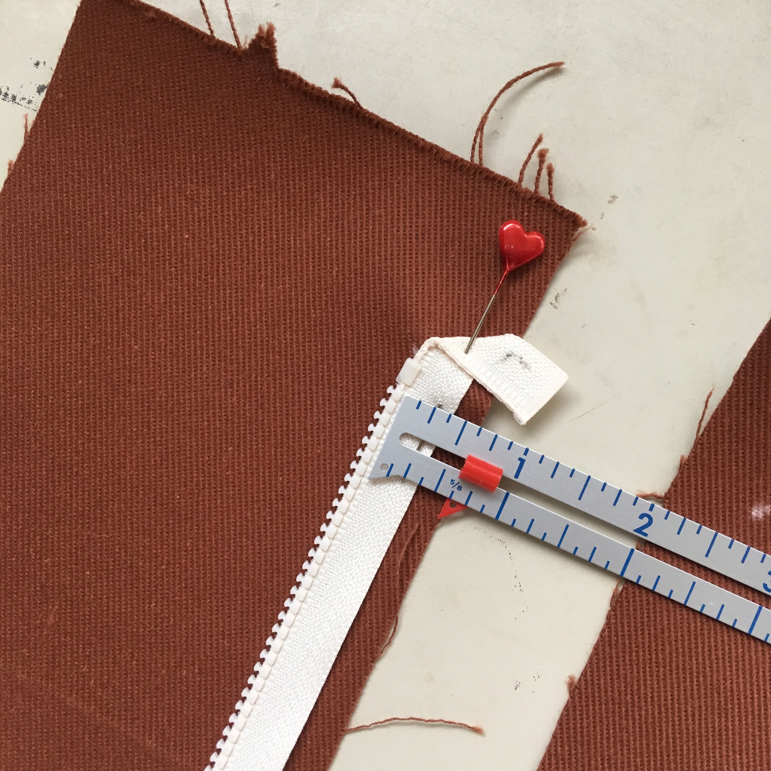 Adding a zipper front to Moderne — Blueprints For Sewing