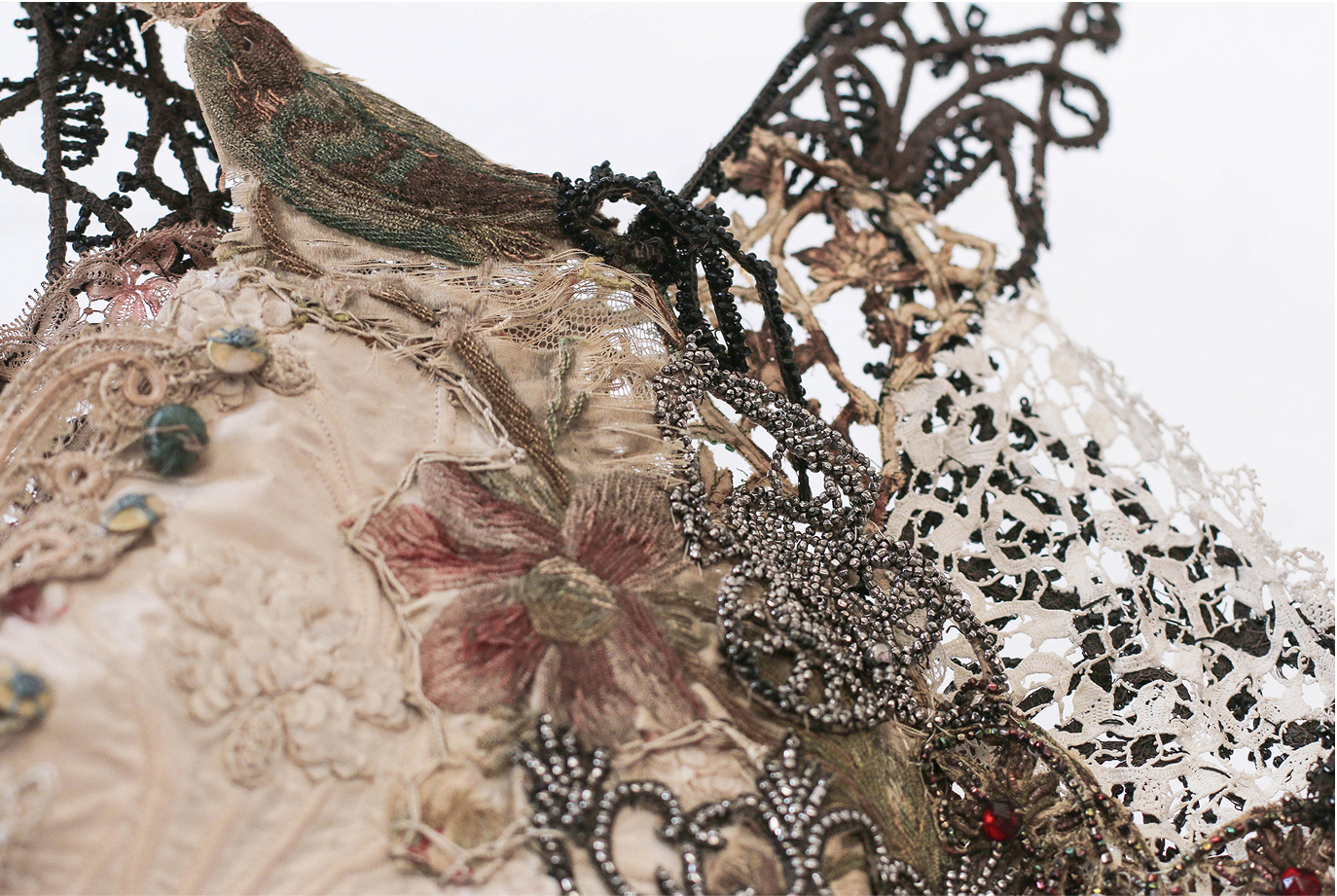 Embroidery Dyed Lace Garment