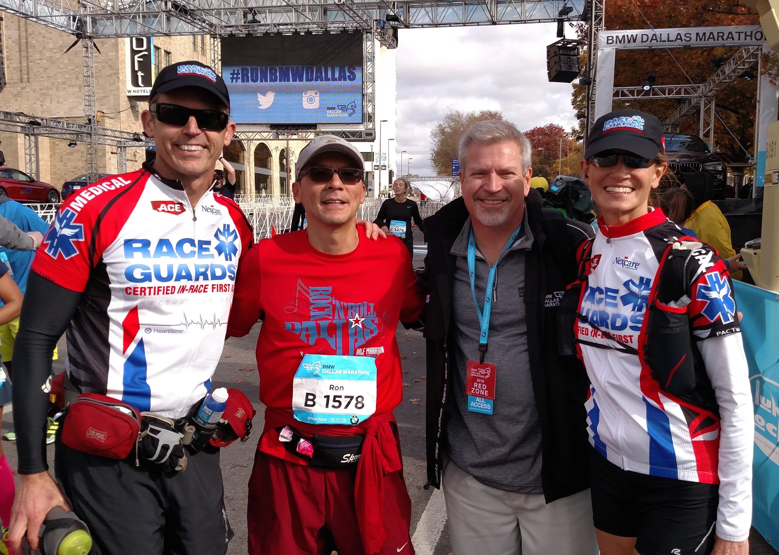 Andy Voggenthaller, Ron Tran, Marcus Grunewald, and Dr Laura Dowd at the BMW Dallas Marathon