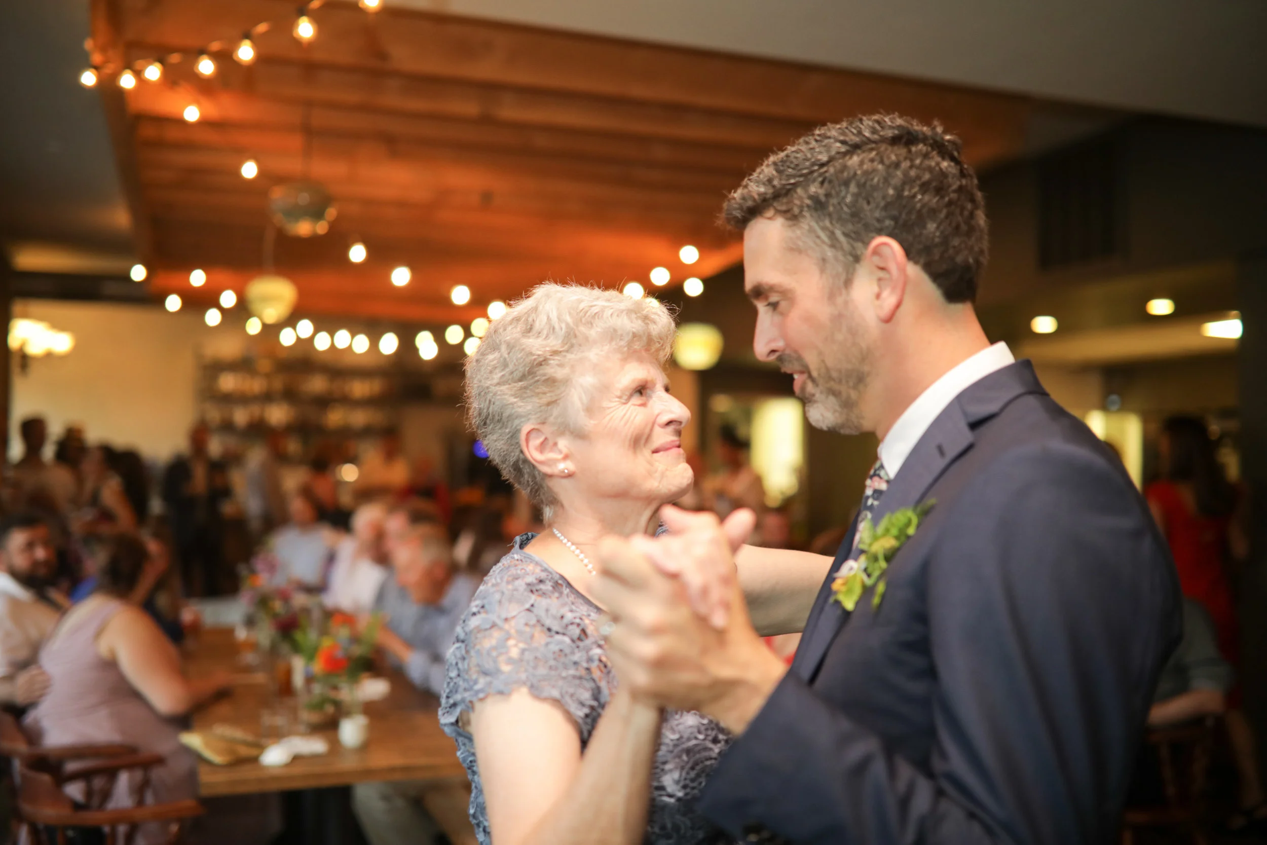 Beth-and-Matt-selects-website-optimized-476.jpg