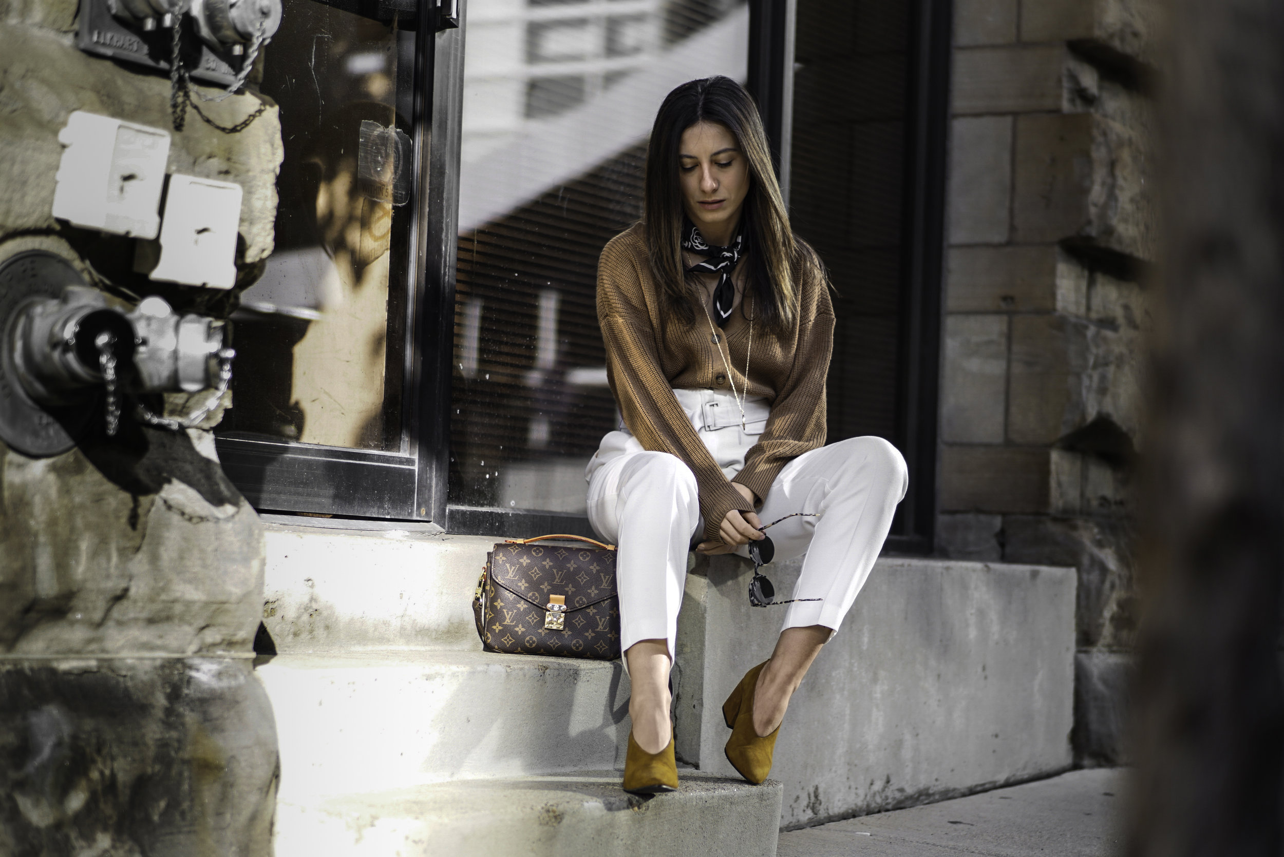 How to wear white suit pants during regular days! — CREATIVE ECHO