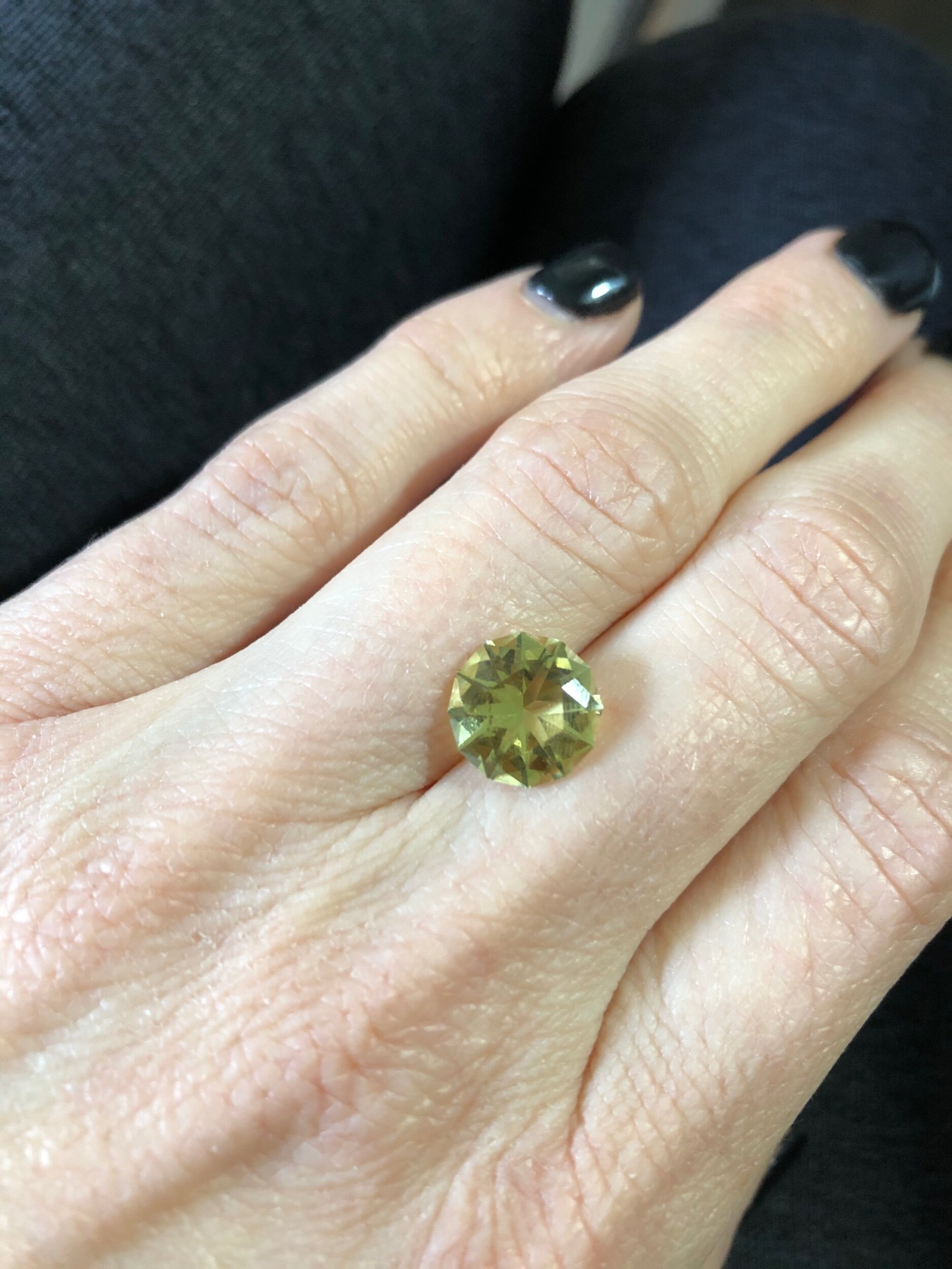 CD2777C7-15B2-4523-A73F-DC08F9CA82B1