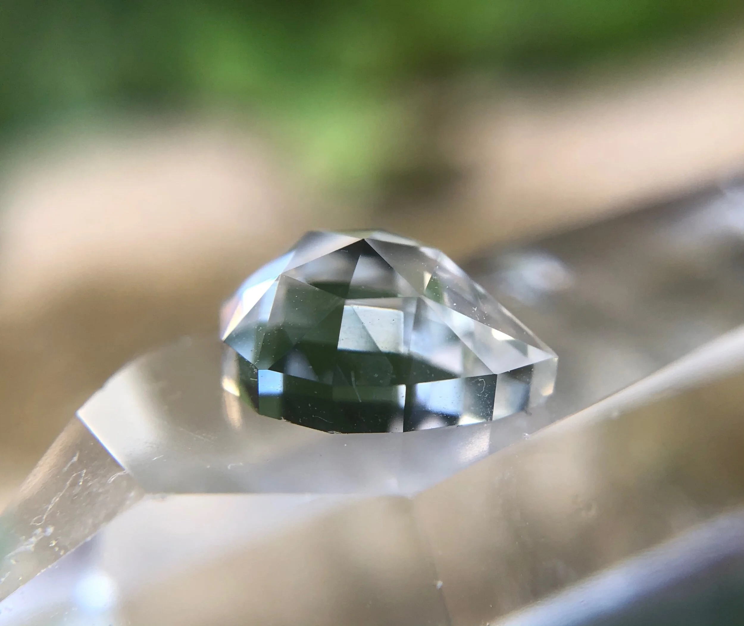 4D81EE9F-32C9-4504-A3E3-1FC1C7E694BB