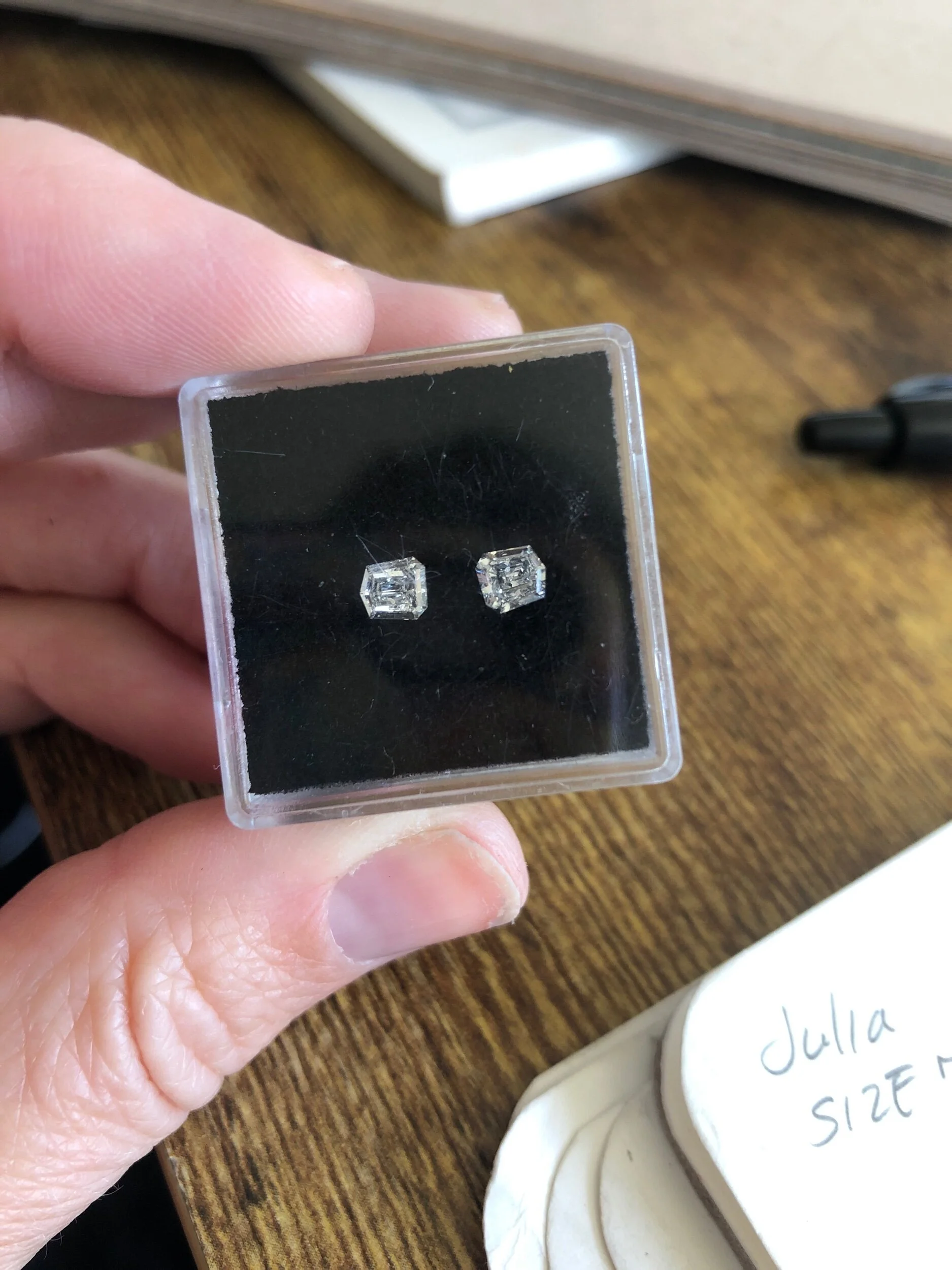 CC83AFAE-C95C-47D1-8CAF-84BDDA13EC8B