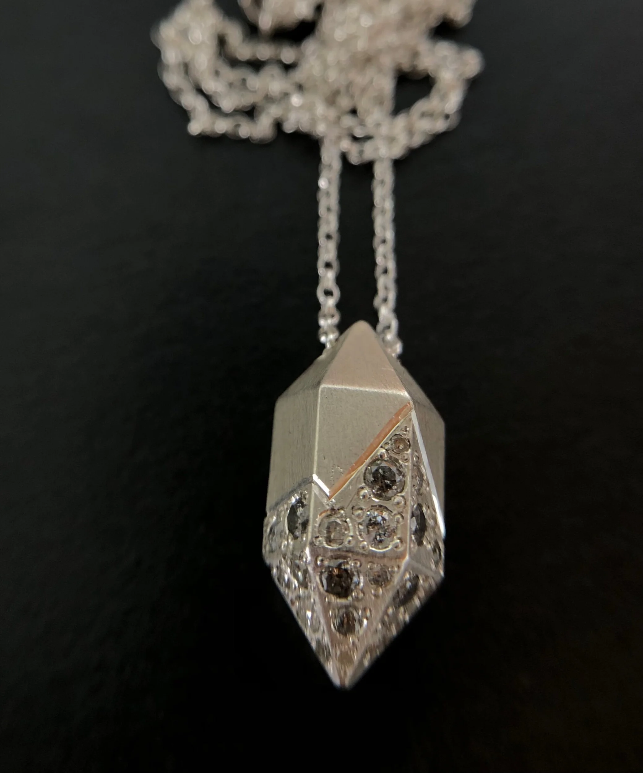 ECC32835-C453-4B0B-BD71-62DF283EF0F4