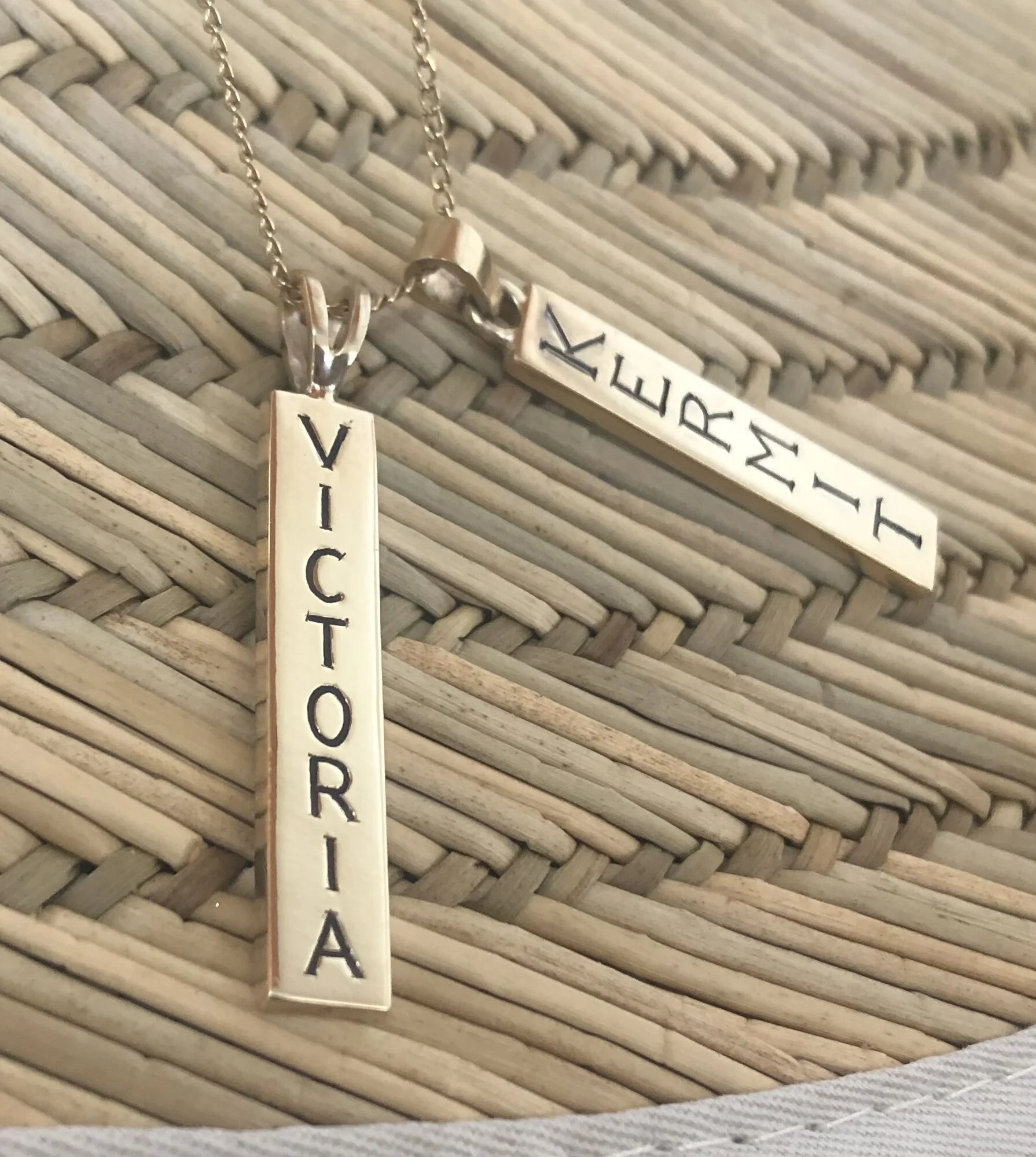 92C569B0-1316-4F4A-AE8B-C7B02D2F87CB