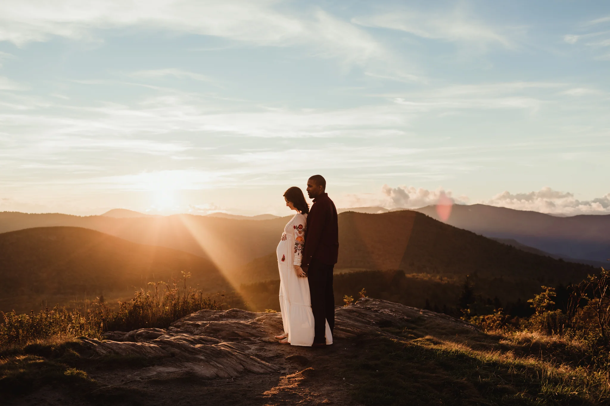 black balsam knob, brevard nc, brevard, jenni chandler photography, family session, portrait session, wnc events, asheville wedding photographer, brevard wedding photographer, intimate wedding photographer, mountain wedding, barn wedding, boho wedding, rustic wedding, family on mountain top, blue ridge parkway, blue ridge mountains, pisgah national forest, mountain top maternity, maternity session, sunset maternity, asheville maternity photographer, brevard maternity photographer