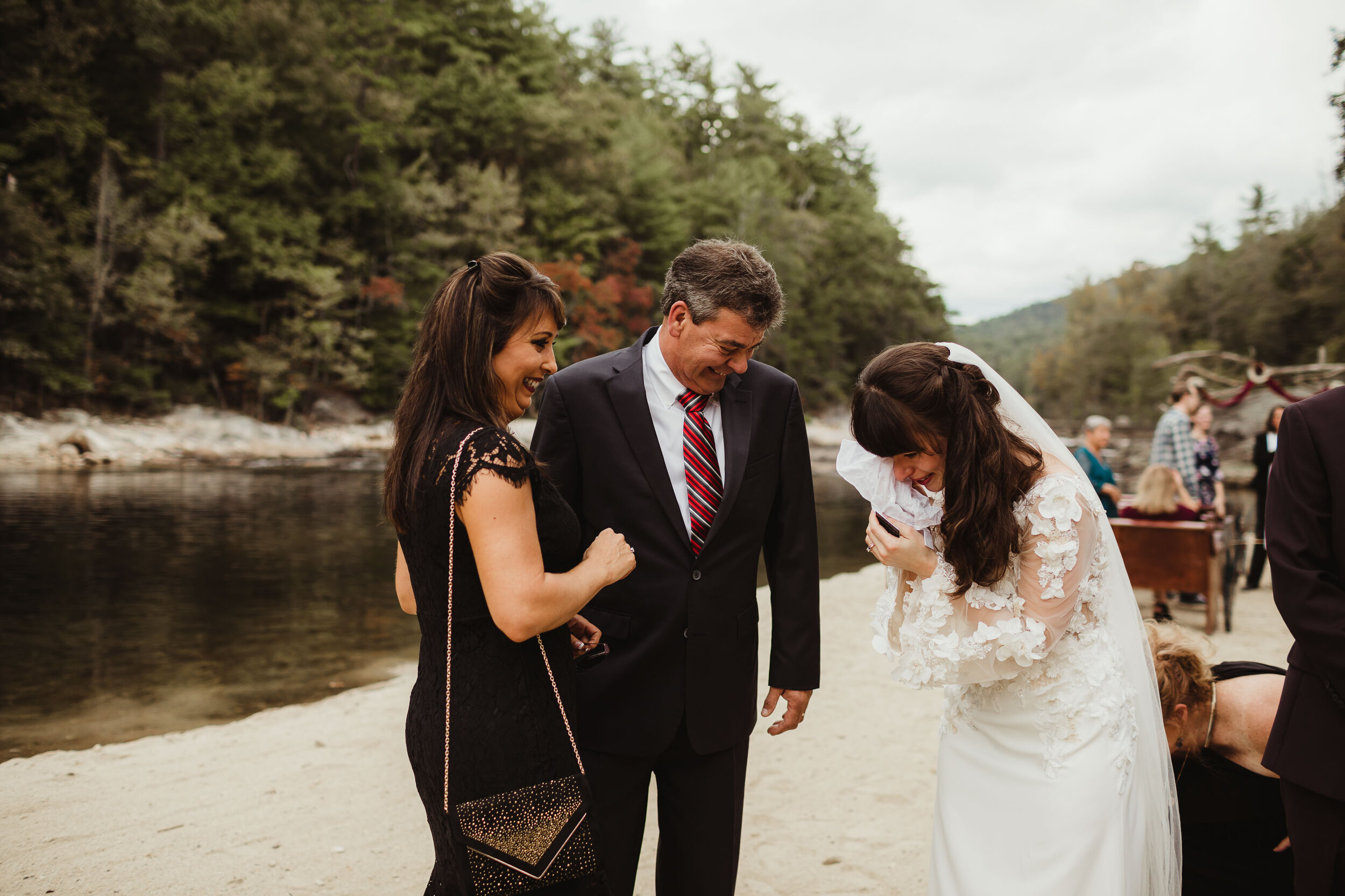 brownmountainbeachwedding_jennichandlerphotography-107.jpg