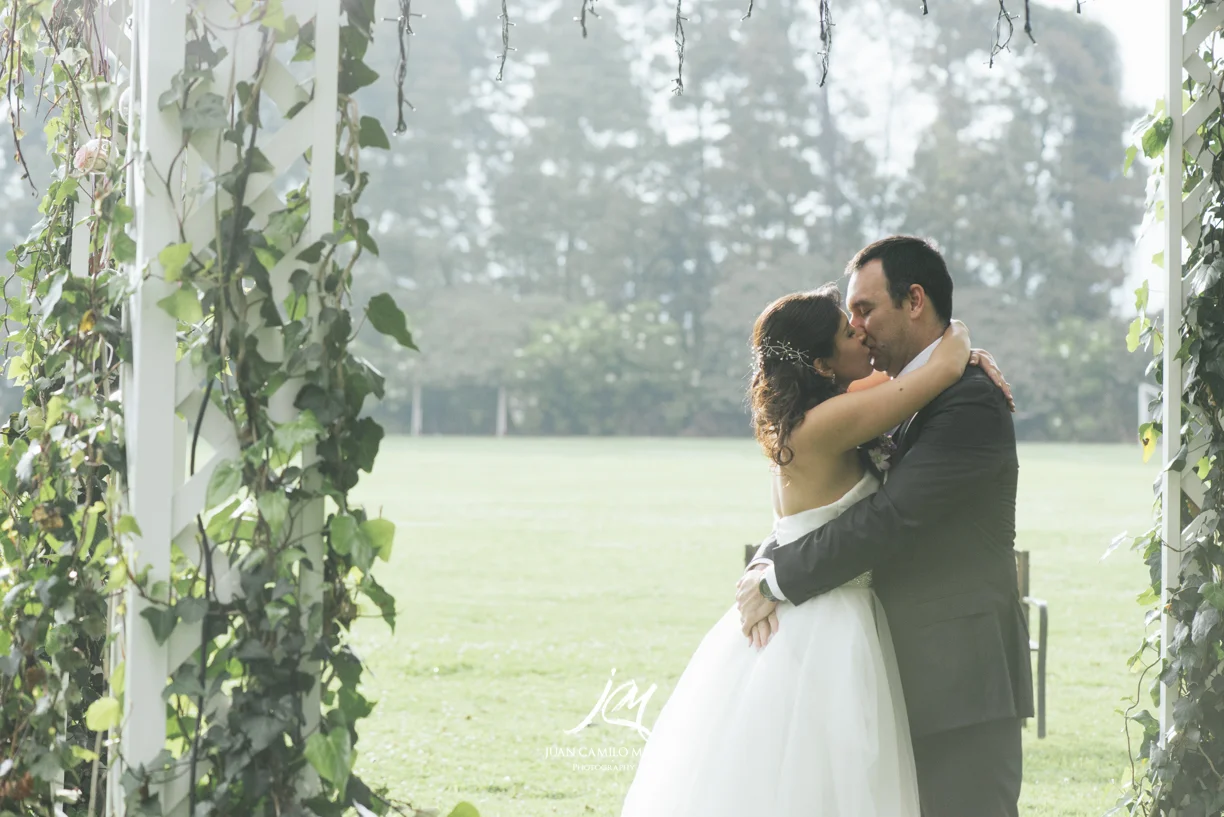recien-casados-fotos-boda-bogota-matrimonio-juliethbravo-wedding-planner.jpg
