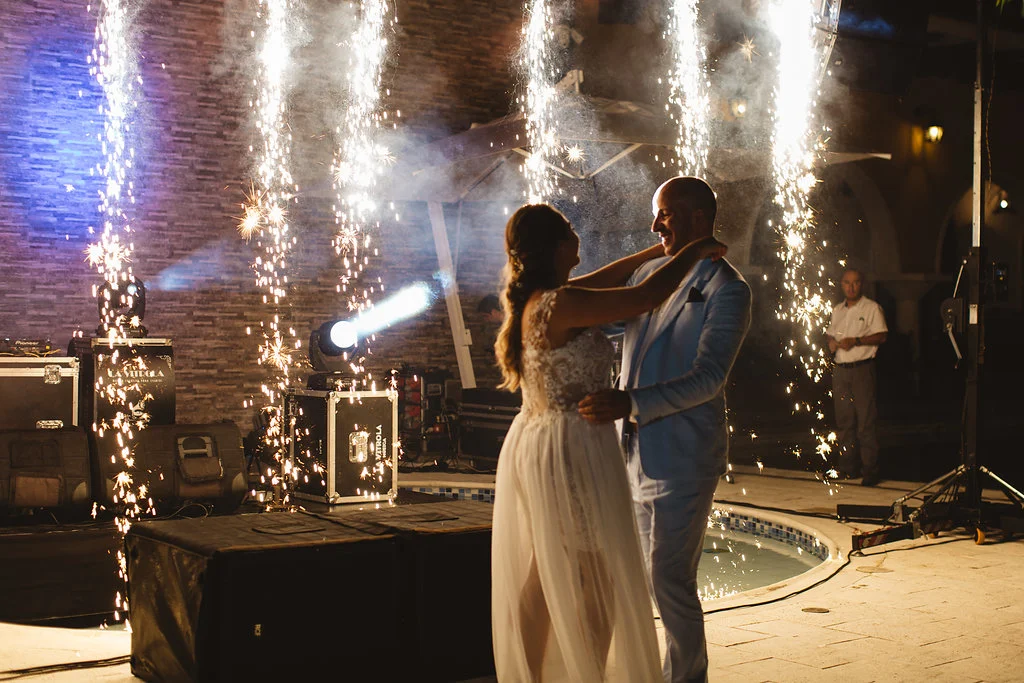 Y porque si bailar el primer baile?