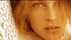 Viva Victoria feat. Victoria Antonelli