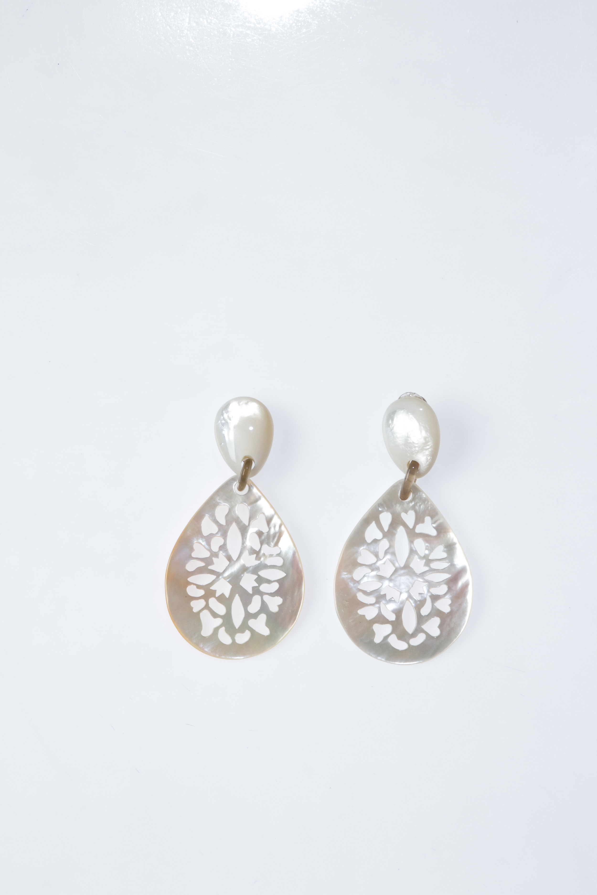 Mother of Pearl Mantilla Drop Earrings
