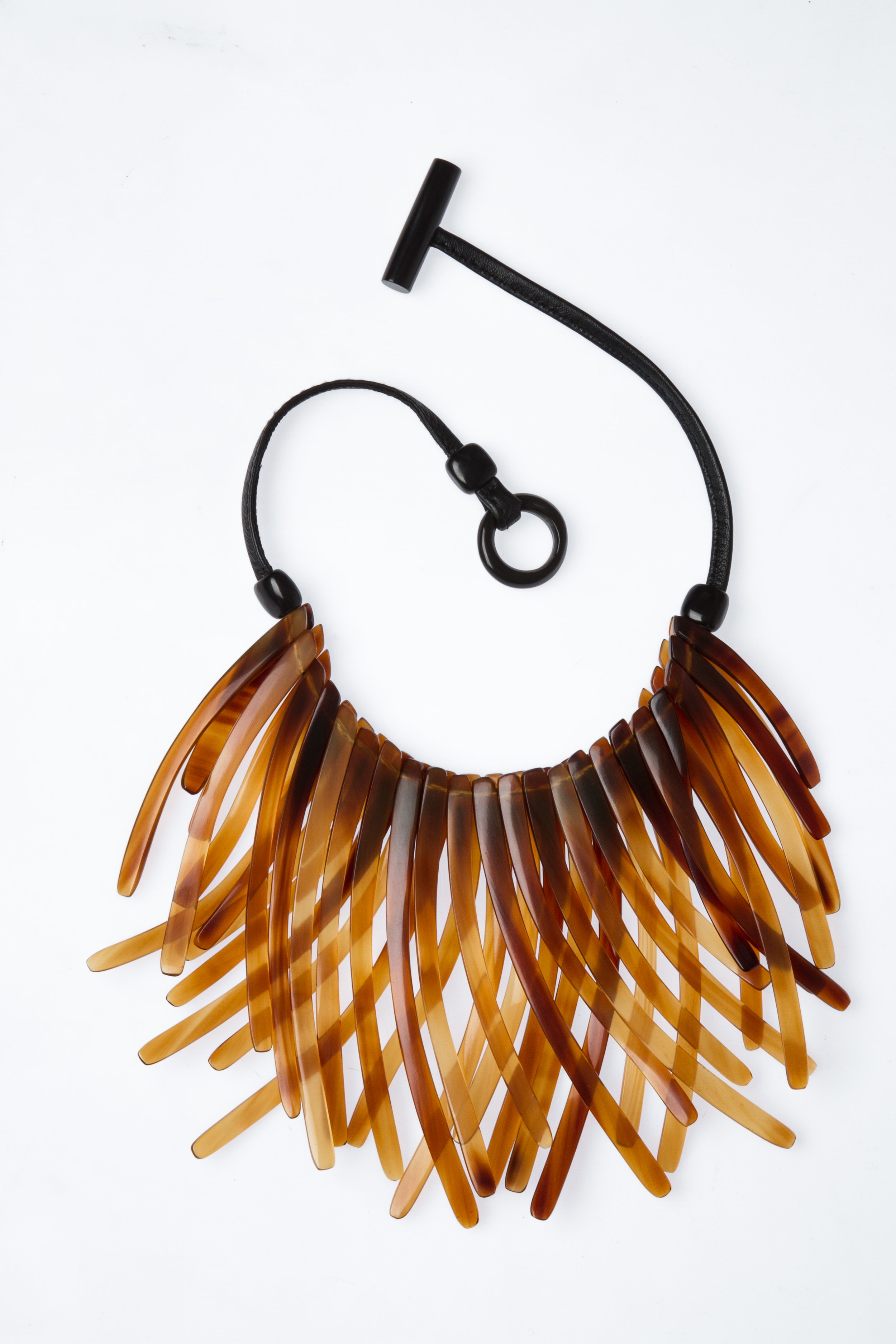 Light Horn Fringe Necklace