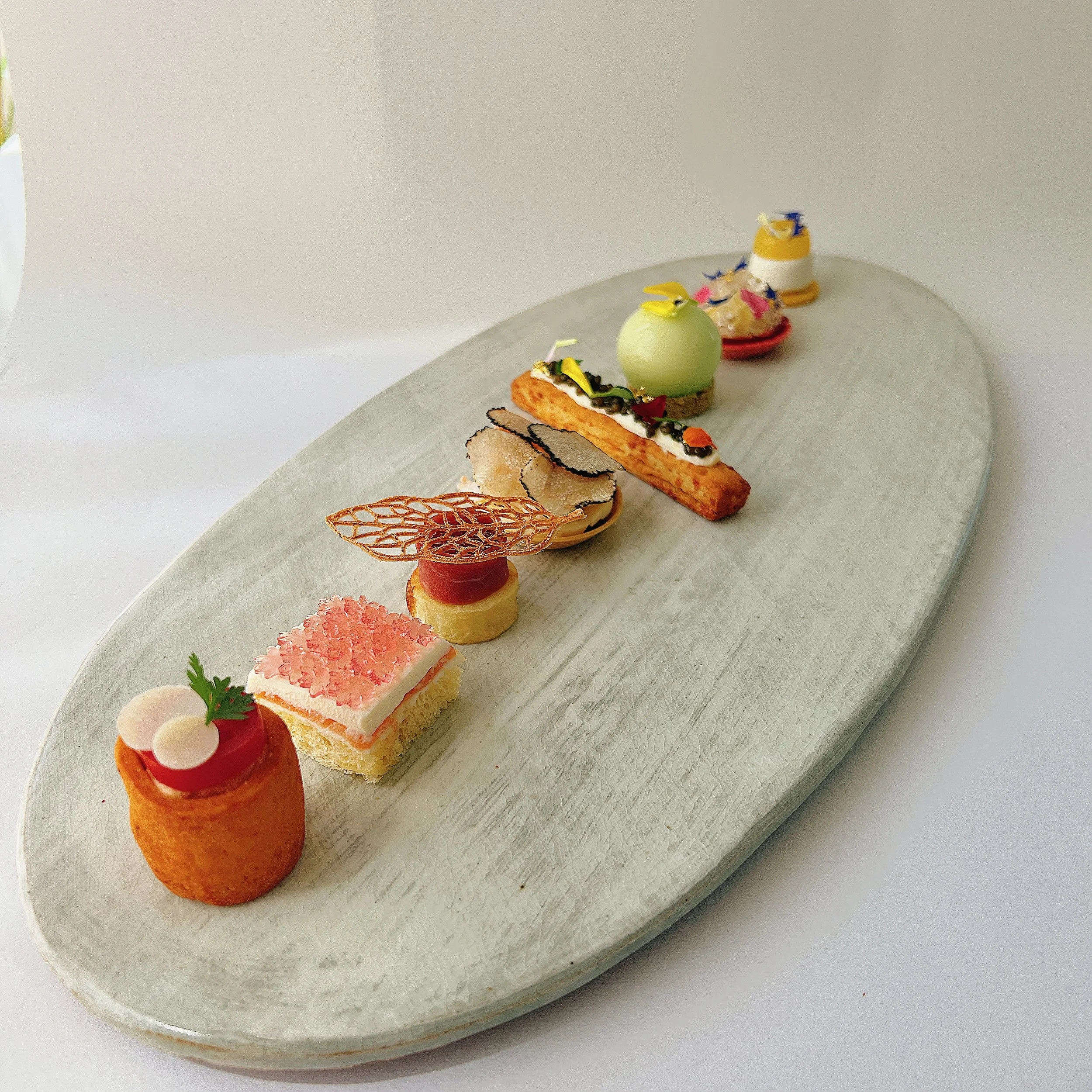 Van Cleef & Arpel Afternoon Tea Canapes 2025