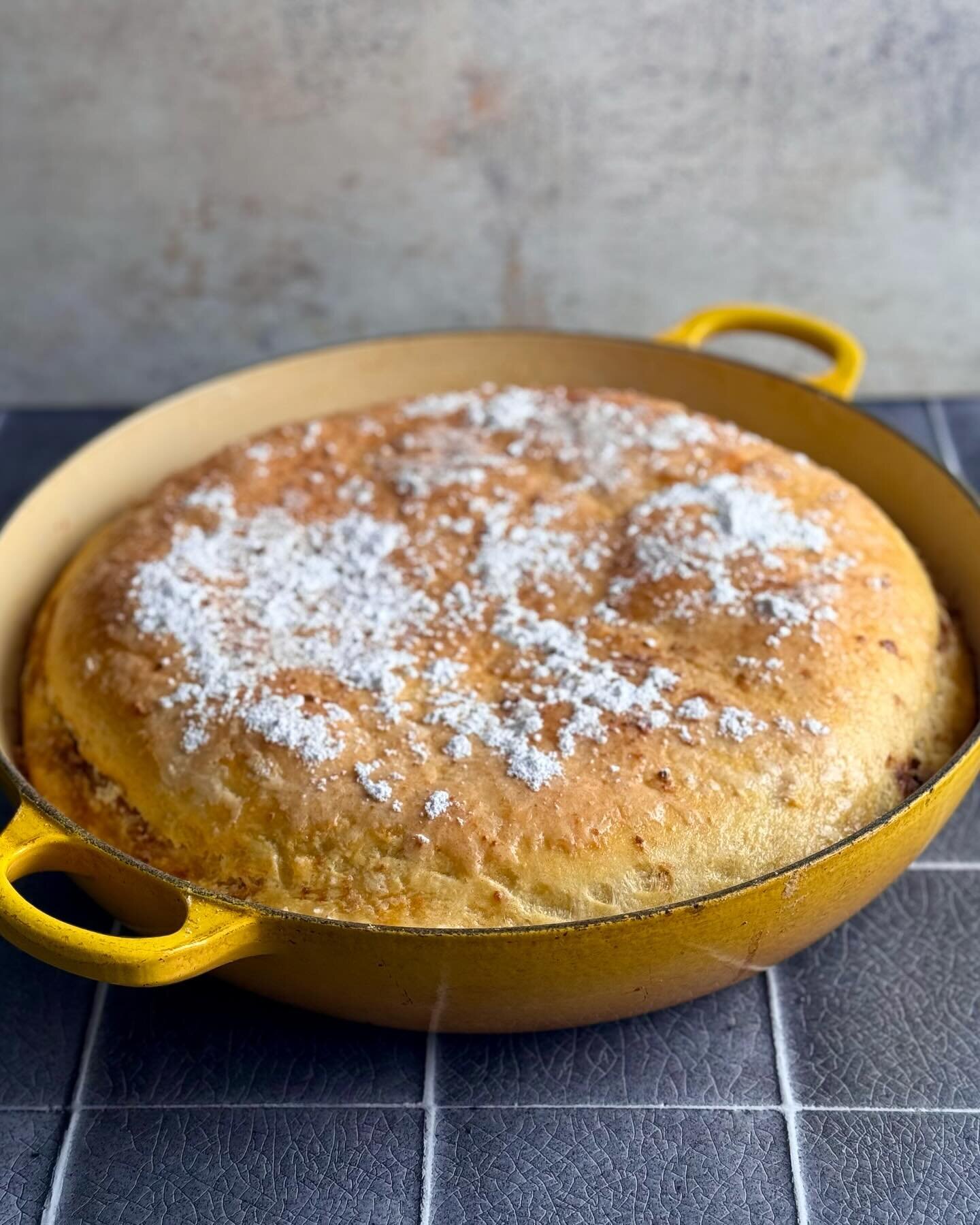 Vaution de Verviers - a sugar tart from Verviers. This is a recipe from Dark Rye and Honey Cakes - marvelous collection old world baking recipes from Belgium and the Low Countries.(I had to look this up. If I understand correctly it would today be th