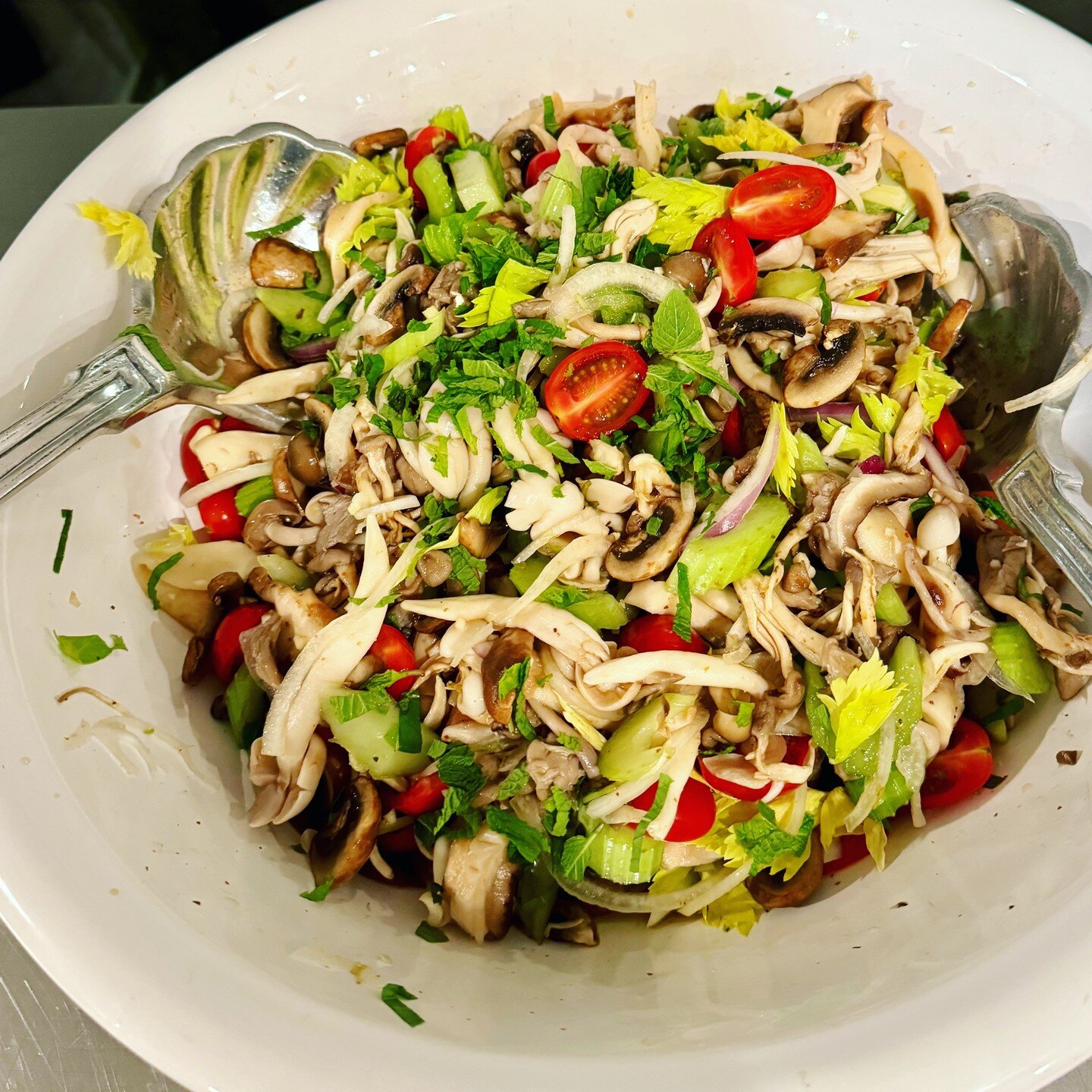 Taught a Thai class this week for a lovely group from Park City Style magazine. Love this Thai Mushroom Salad with yummy lime, cilantro and fish sauce dressing. I love mushroom and use ali the varieties I can find. The mushrooms for this salad are bl