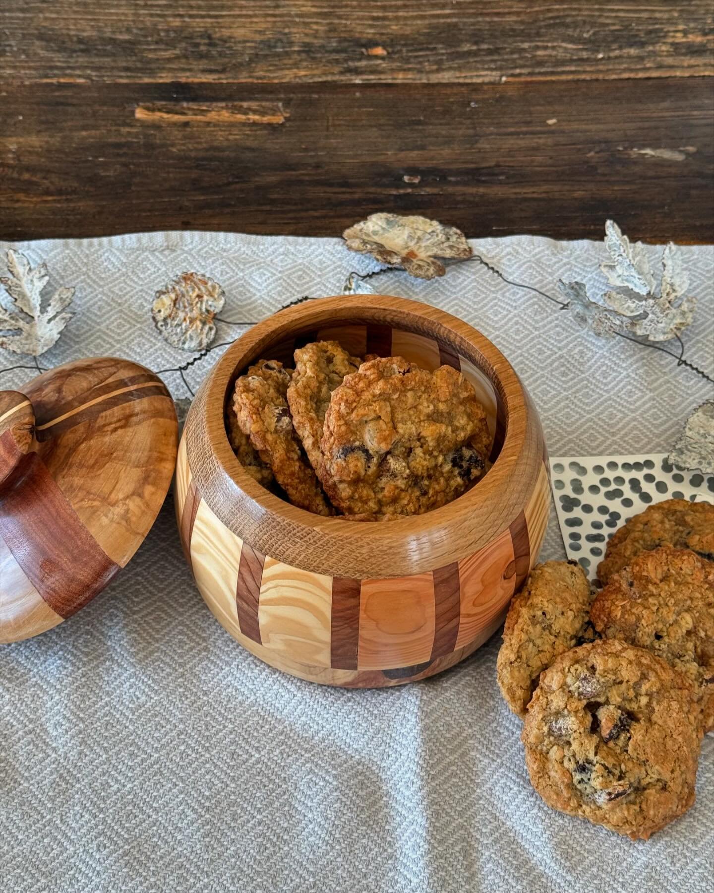 Hibiscus White Chocolate Oatmeal Cookies from Chicano Bakes  for RainydayBites cookbook club. Love these cookies, the perfect chew. The recipe calls for dried sweetened hibiscus with dried cranberries or cherries as a substitute. I have dried hibiscu