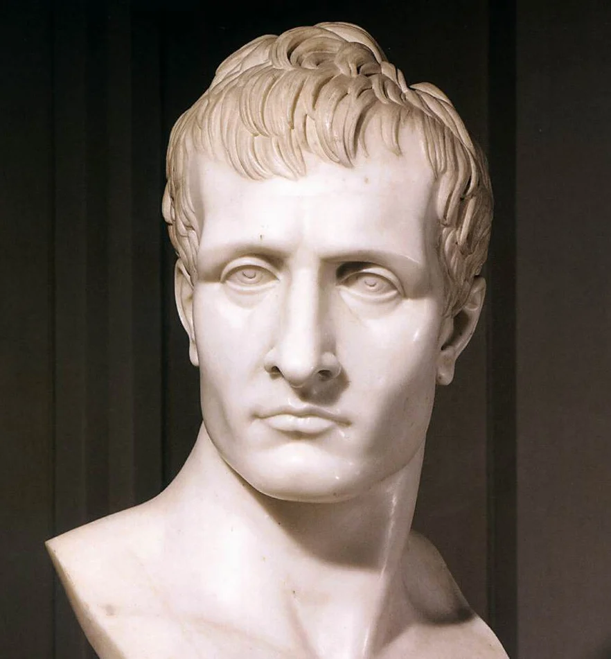 Napoleon - Antonio Canova