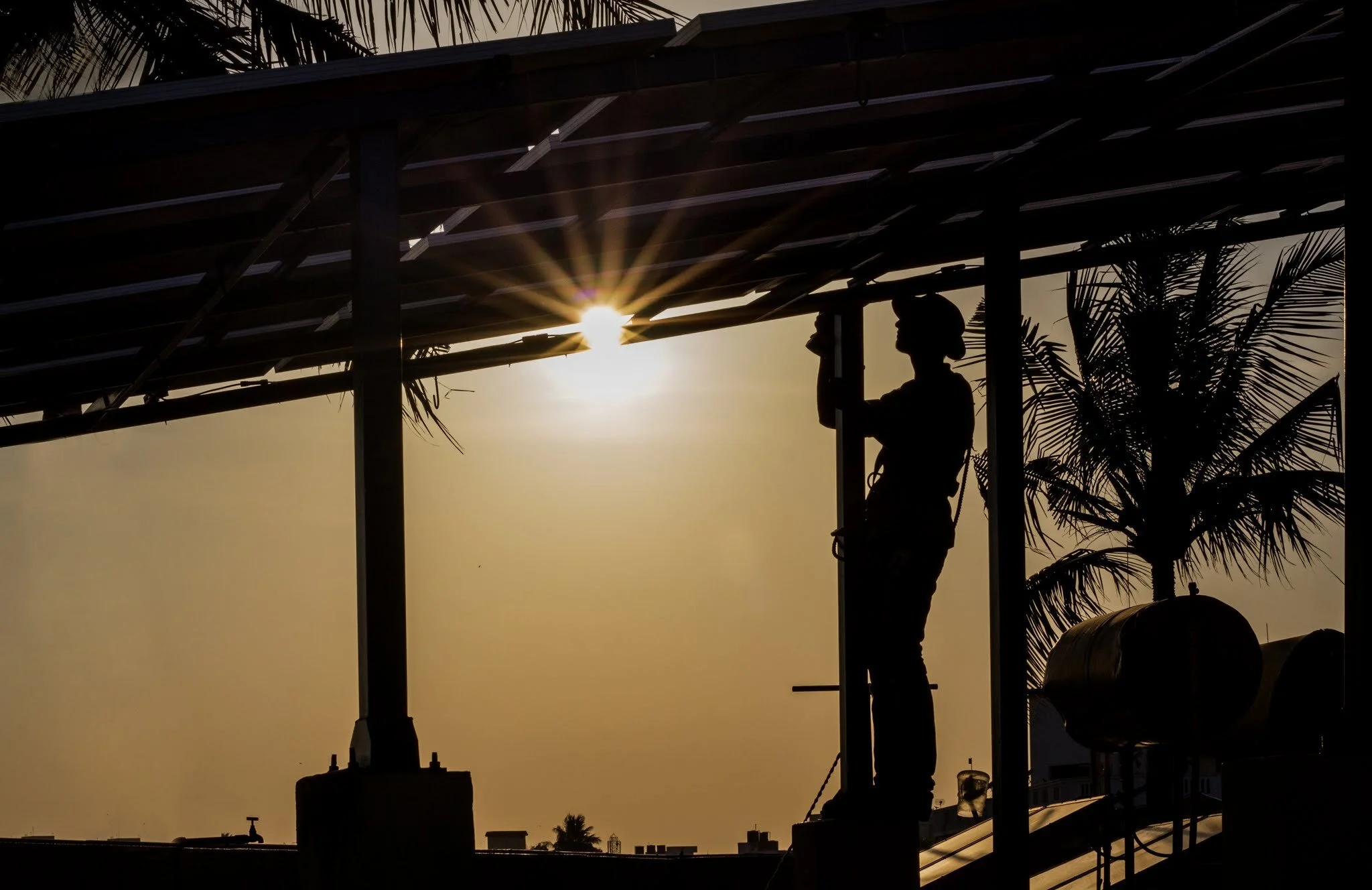 Solar Plant Installation for Home, Office, Commercial Spaces Energy