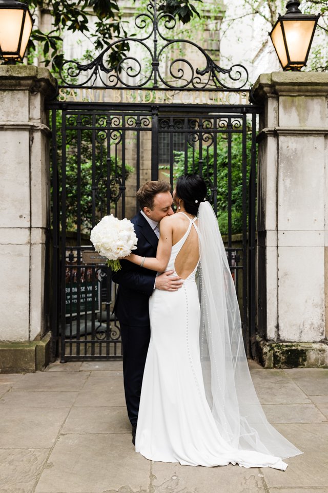 St Bride's foundation Wedding Photography London Wedding FRINGE PHOTOGRAPHY 094.jpg