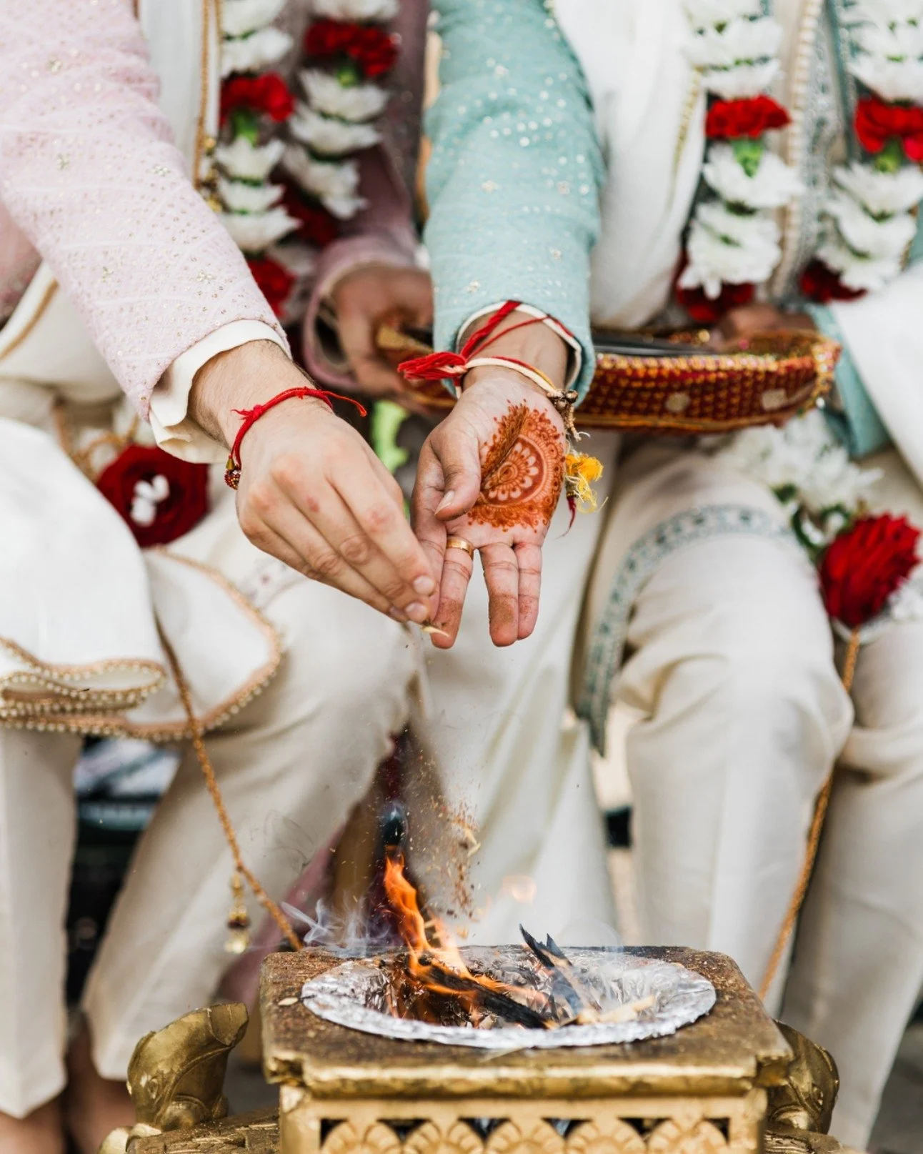 Beautiful traditions captured in the details.

 #fringephotography #weddingtips #londonweddingphotographer #luxuryweddingphotography #weddinginspiration #weddingplanner #bridetobe2026 #classicweddingphotography #bridetobe #instawedding #naturalweddin