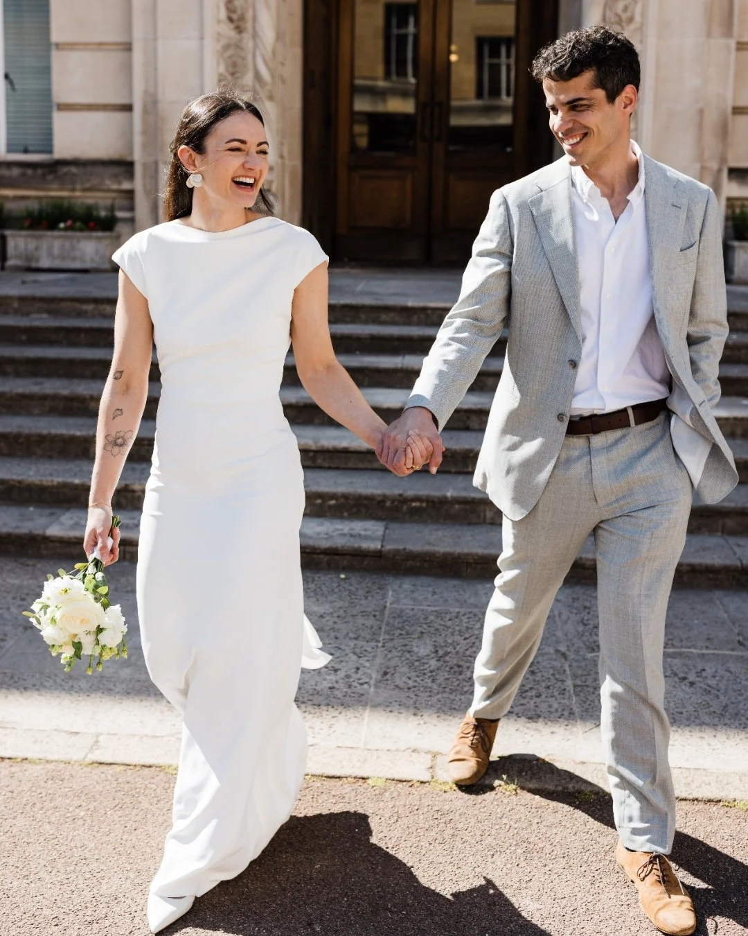 Hand in hand  #fringephotography #weddingtips #londonweddingphotographer #luxuryweddingphotography #weddinginspiration #weddingplanner #bridetobe2026 #classicweddingphotography #bridetobe #instawedding #naturalweddingphotography #bridetobe2025 #relax