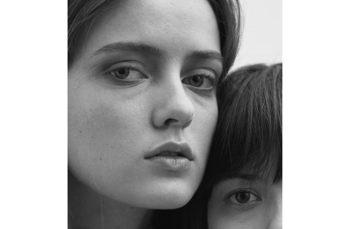 Clara, 2016