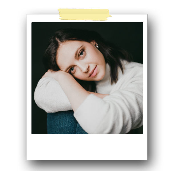 Melissa Willering Website Headshot 3.png