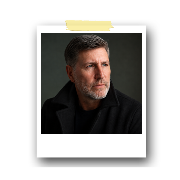 Francois Coertze Website Headshot 2.png