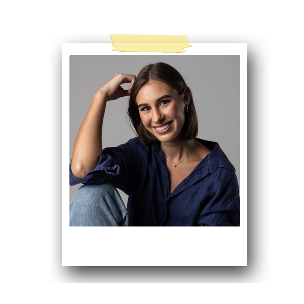 Mila de Villiers Website Headshot 2.png