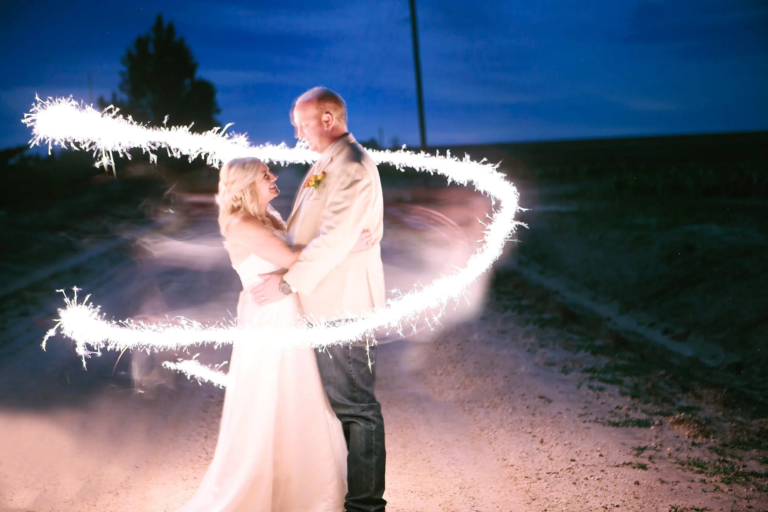 hooverweddingsparklers07.jpg