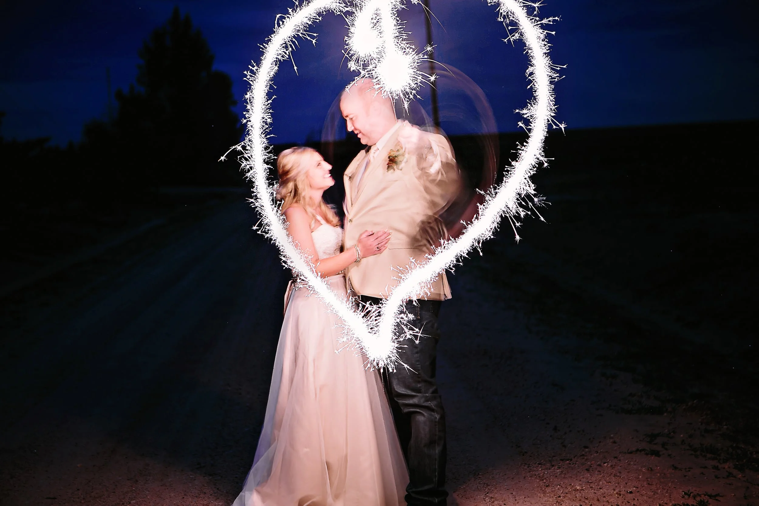 hooverweddingsparklers13.jpg