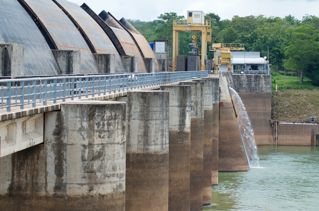 Pak Mun dam 2.jpg