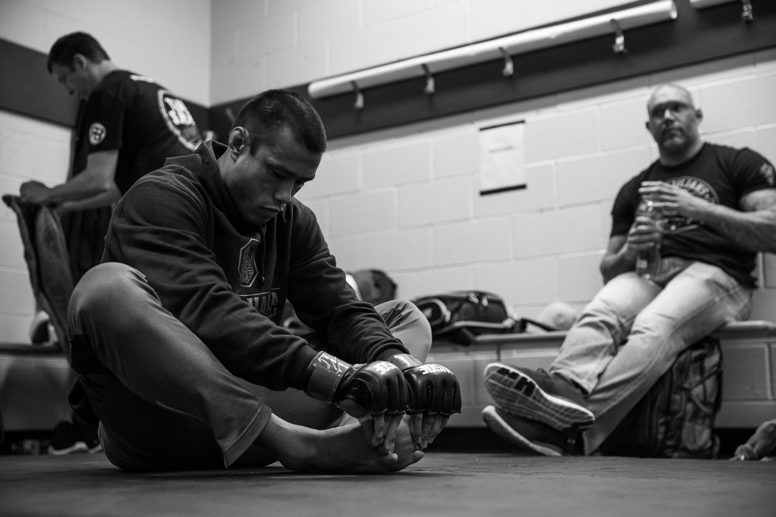 Andrews Nakahara streatching out prior to his dominate performance. 