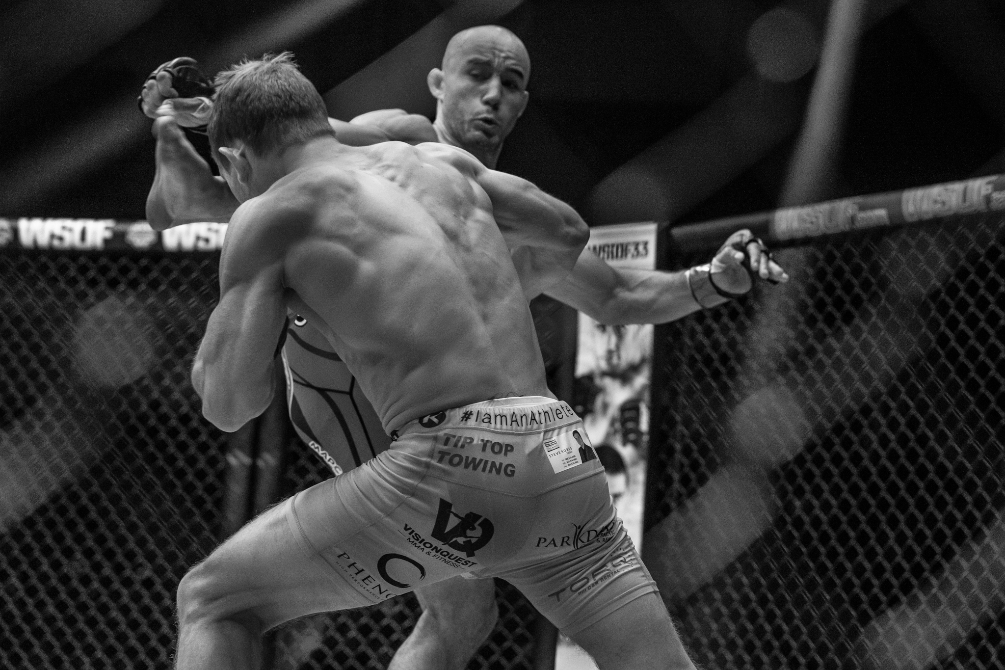  Marlon Moraes landing a clean head kick to contender Josh Hill in their main event show down 