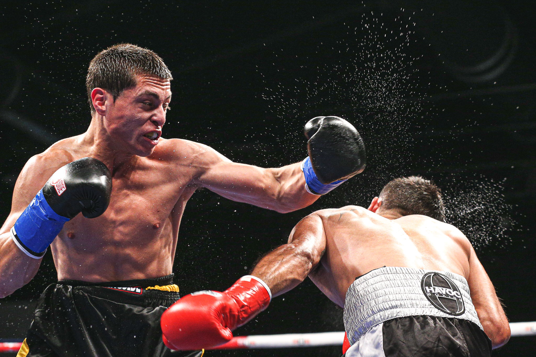  William Parra-Smith (3-3-0) connected with a left hook on Luis Alverado (Debut) during their opening bout at Brian Halquist Productions, Battle at the Boat 123. Saturday September 7, 2019 from the Emerald Queen Casino in Tacoma, WA. (Matt Burn/NW Fi