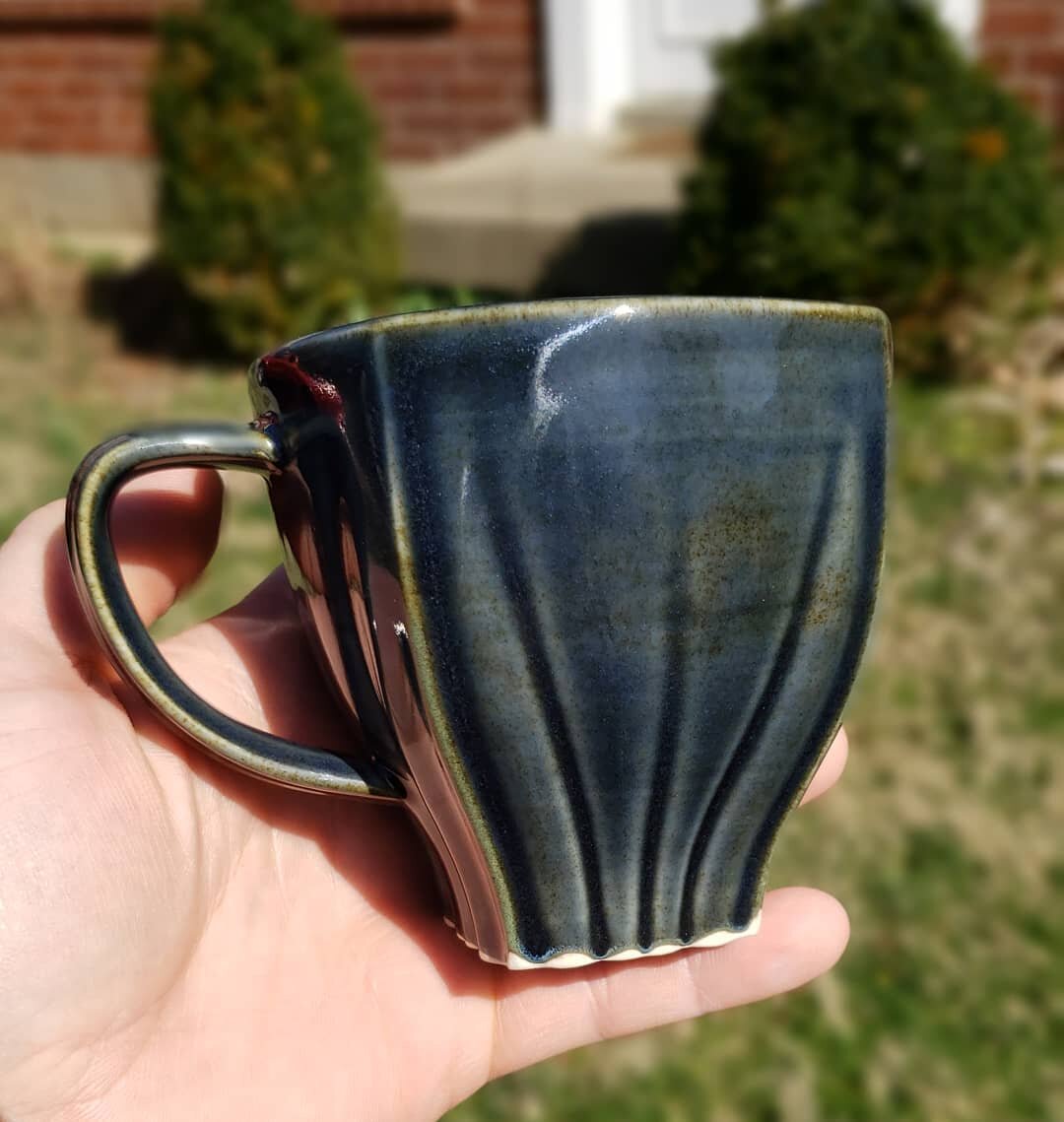 Fresh from the kiln.

#slipcasting #ceramics #3dprinting #moldmaking #pottery #potteryofinstagram #coffeecup #coffeemug
