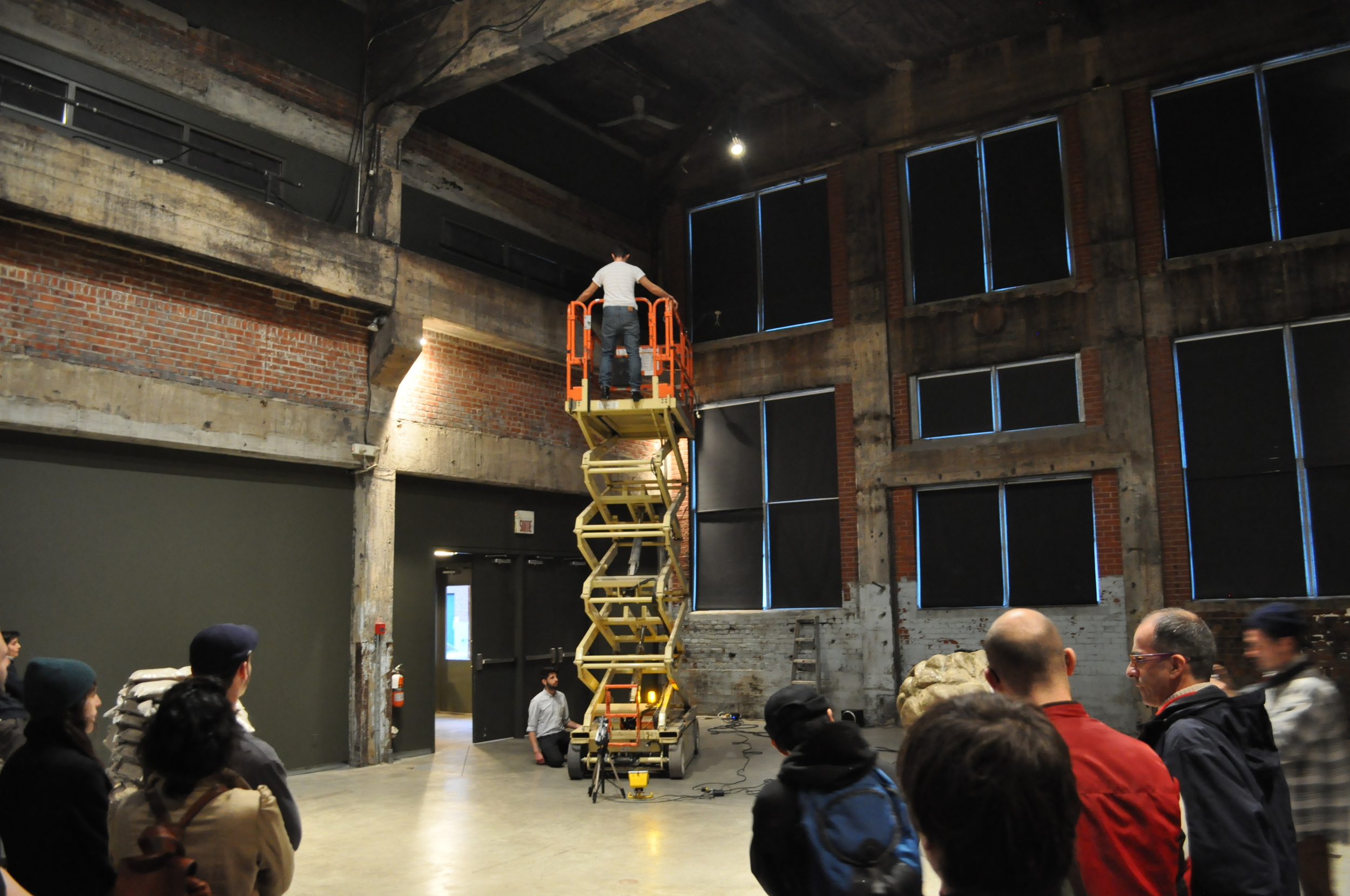  PLACE PUBLIQUE: PERFORMANCES BOGOTÁ-SAGUENAY&nbsp;  This year again, the Darling Foundry takes control of Ottawa street with its events series PLACE PUBLIQUE!  This Thursday May 10th of 2012 Darling Foundry joins forces with artist-run center Le Lob