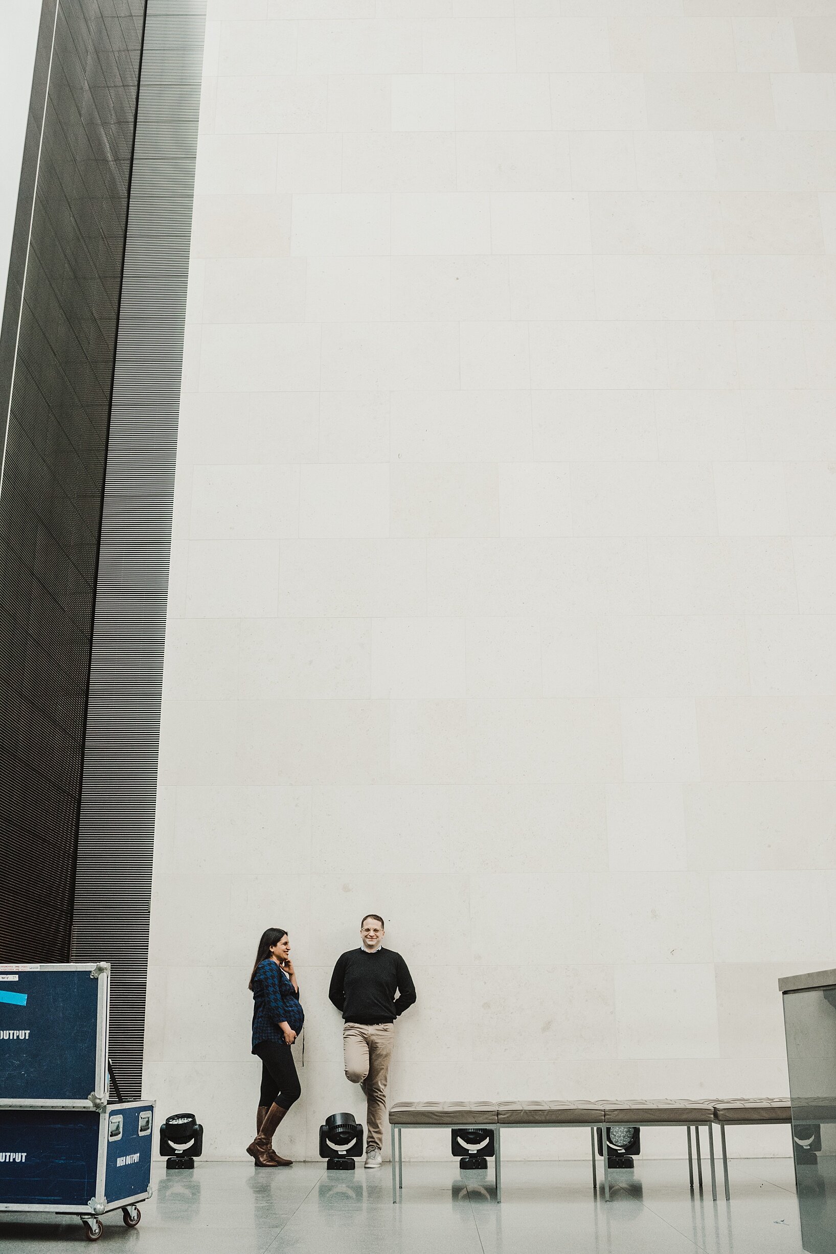 Maternity photos at the Museum of Fine Arts. Boston, MA | Flavia &amp; Ben