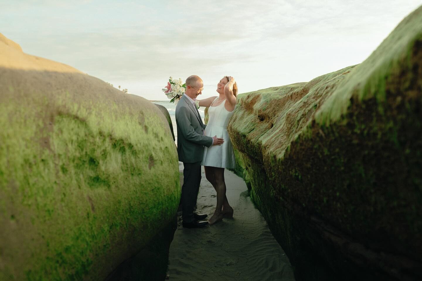 A few more from Madeline &amp; Justin&rsquo;s dreamy Windansea Beach elopement 🌊💕✨
Officiant: @bethelnathan
✨
#sandiegoelopement #sandiegoelopementphotographer #beachelopement #elopement #elopementphotographer