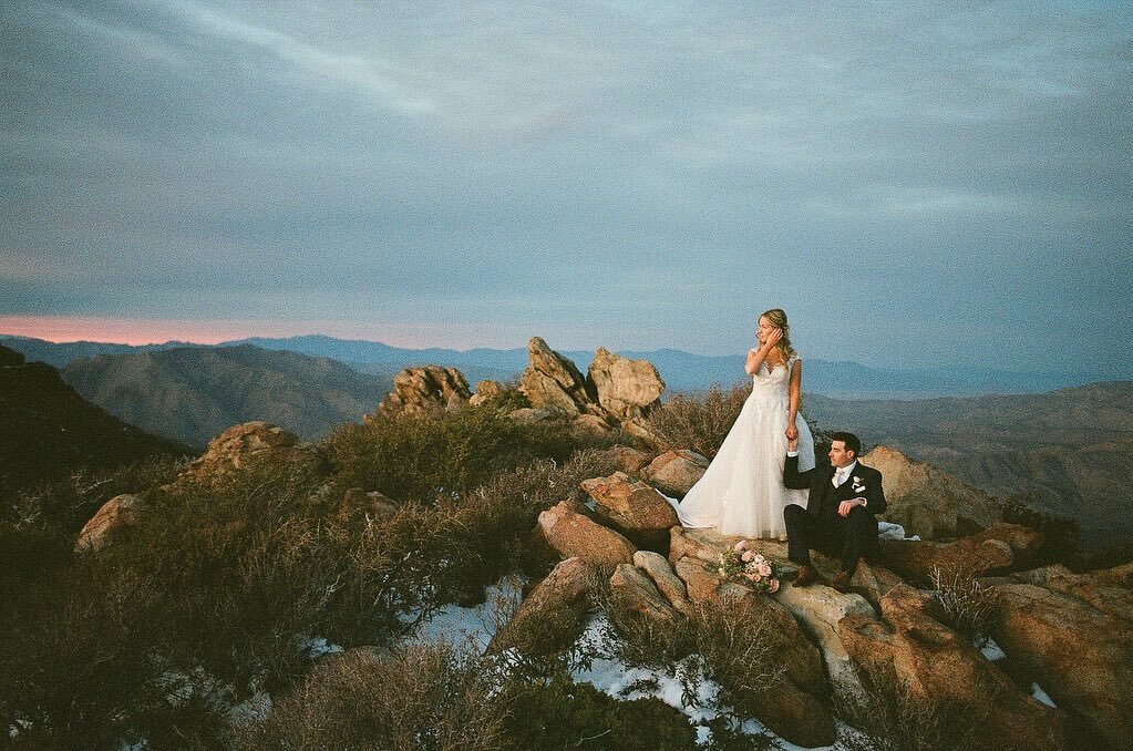 Kayla &amp; Myles dreamy mountain top adventure elopement is now on the blog!!!

Film scans by @safelightlabs 
✨
@kaylalalilo @myles_b__ 
#adventureelopement #adventureelopementphotographer #moutaintopelopement #mountainelopement #sandiegoelopement #