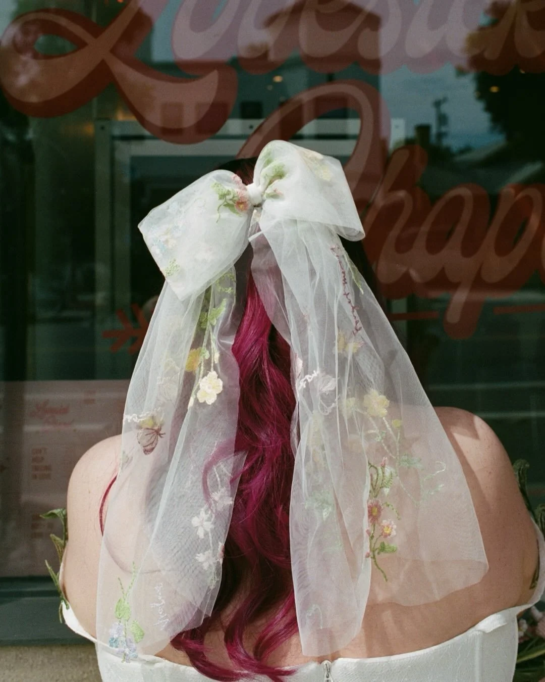 You can literally do whatever you want on your wedding day. Cats and video games is an excellent choice. 

Makeup by @alexisthestylist888 

#sandiegoelopement #sandiegoelopementphotographer #destinationelopementphotographer