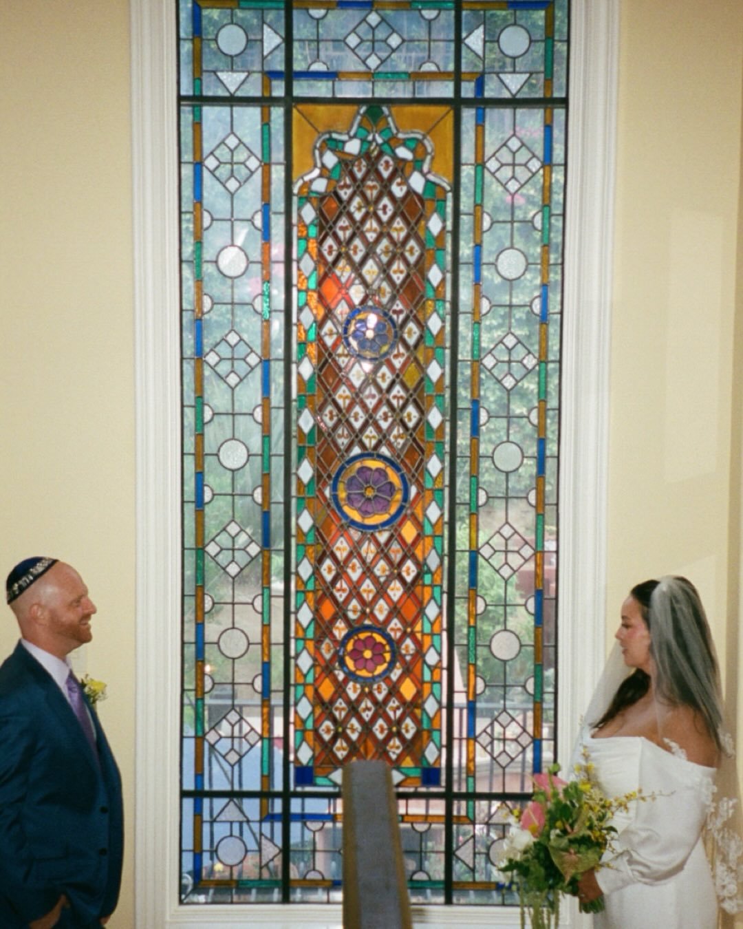 Italian villa vibes in La Jolla at the groom&rsquo;s family home 
🍋🇮🇹✨
Planner @elizabethworrellweddings 
Lead Coordinator @lily_bogdanova 
Florist @flowerchildsandiego 
Catering @coastcatering 
Rentals @crown_rentals 
Valet Parking - Preferred Va