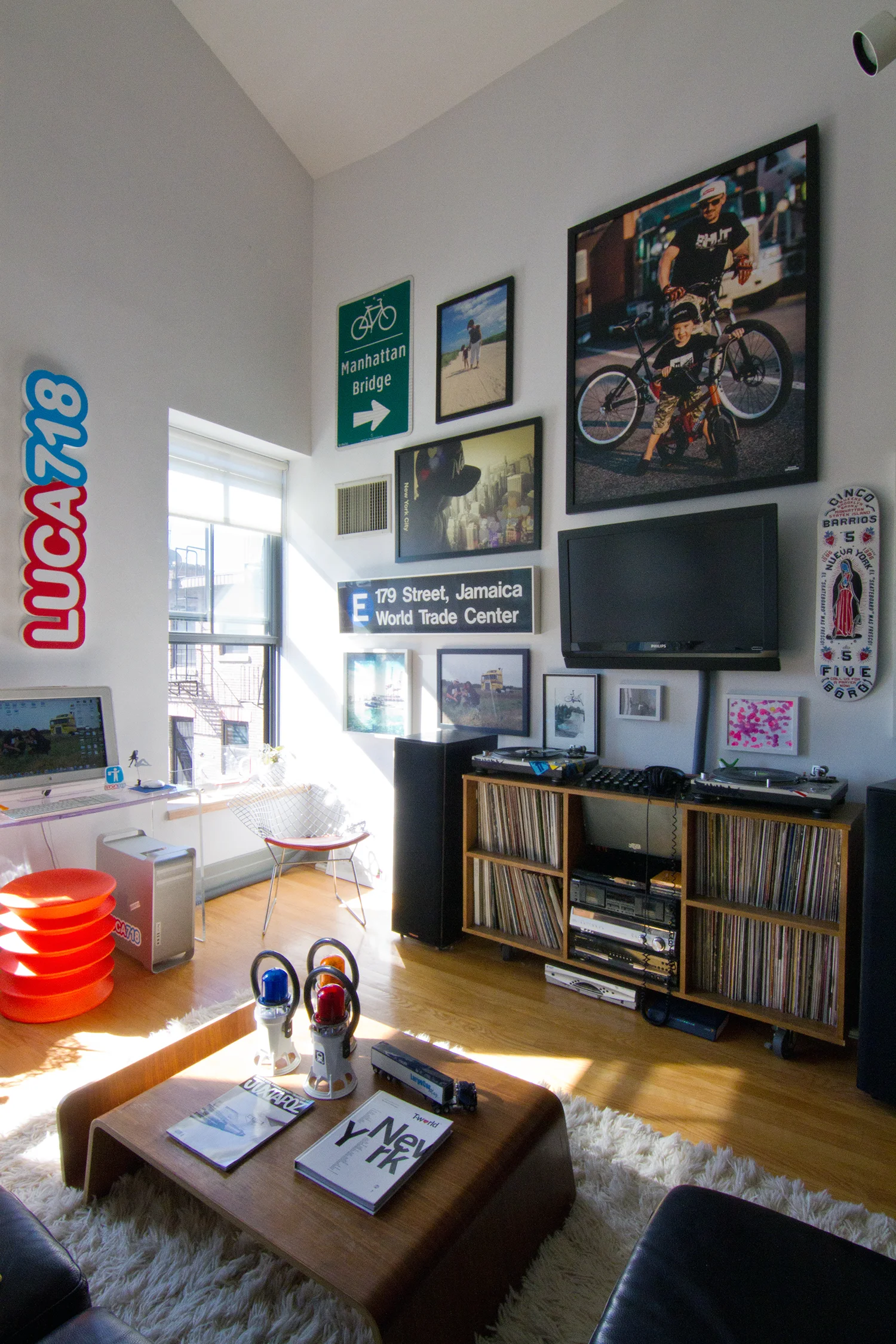 LivingroomB.jpg