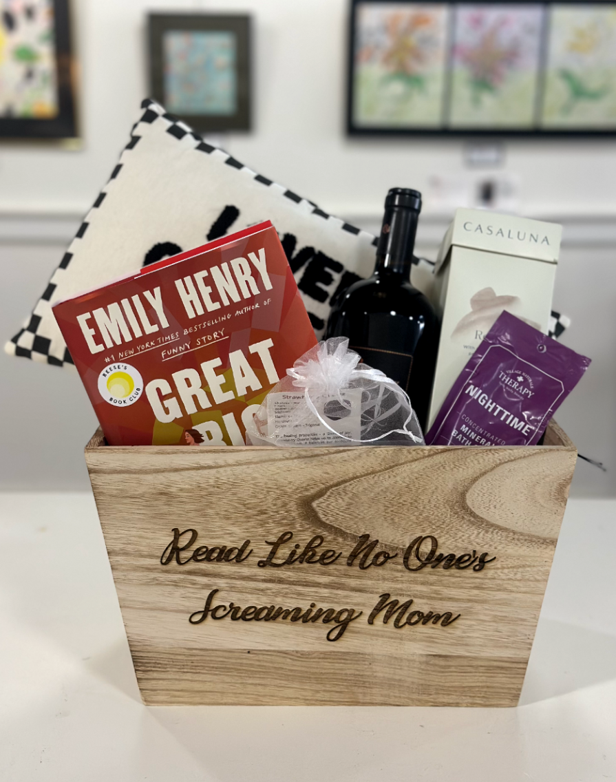 'Read Like No One is Screaming Mom'