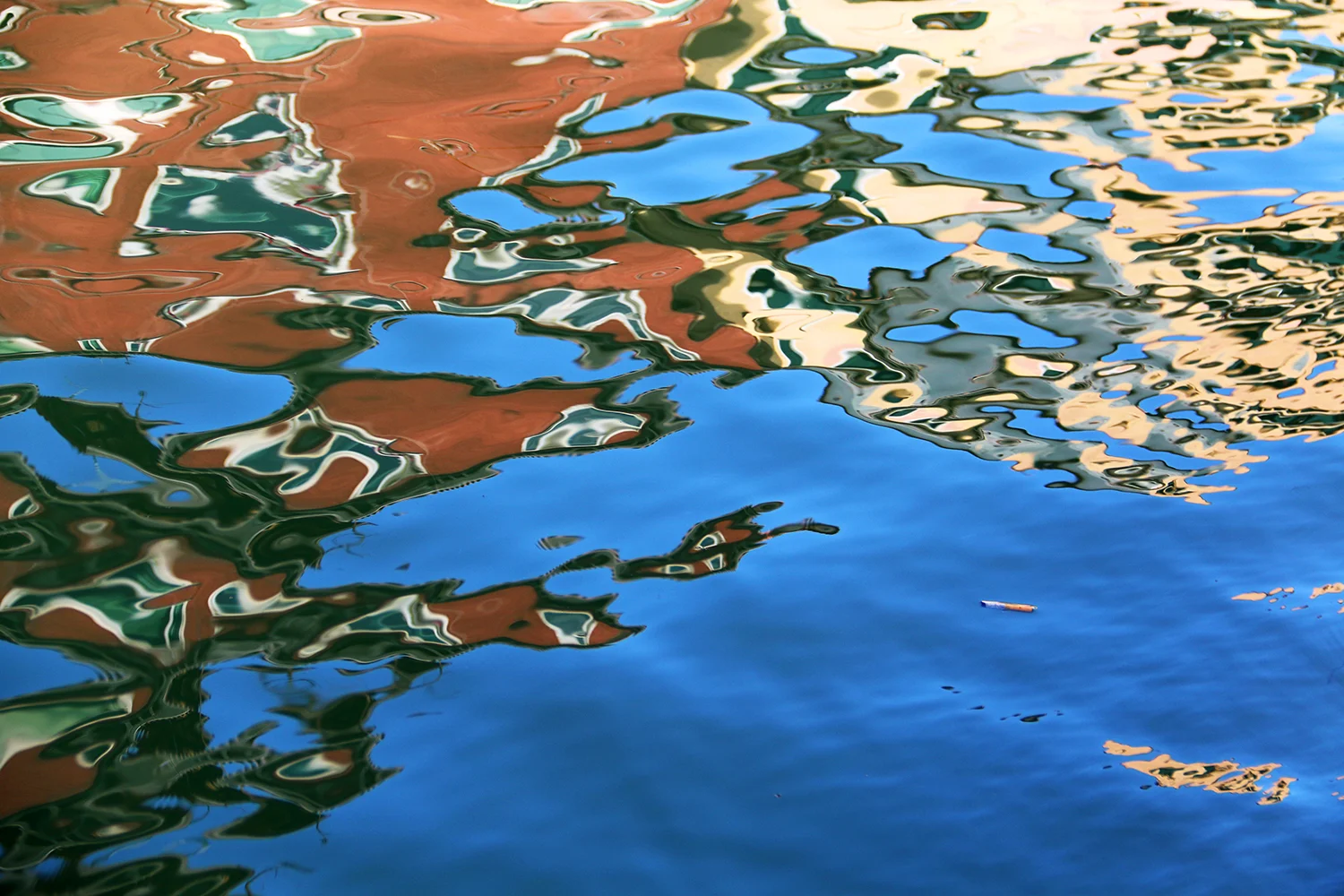 Water_Reflection_1500.jpg