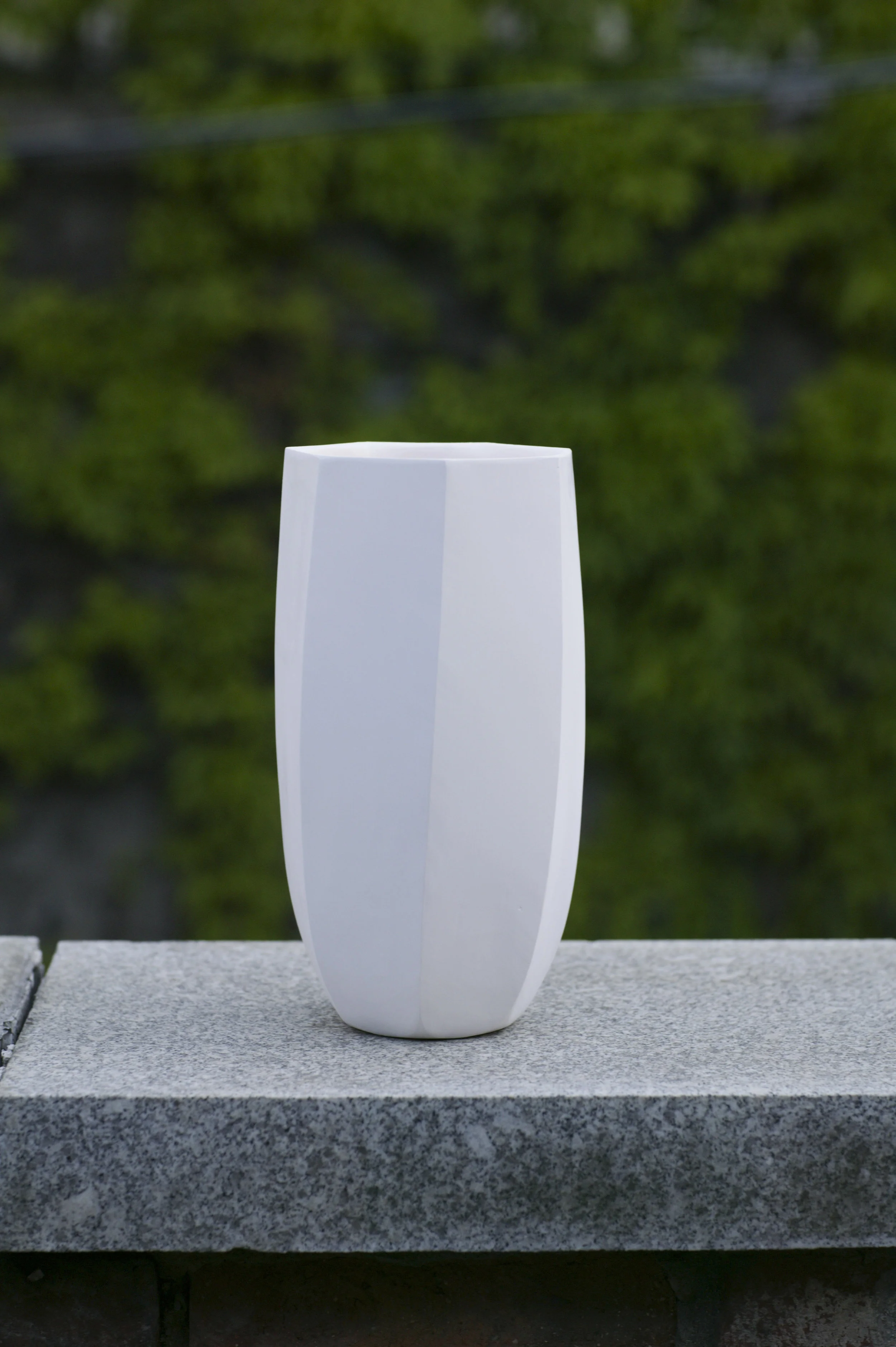63. Vase (4)